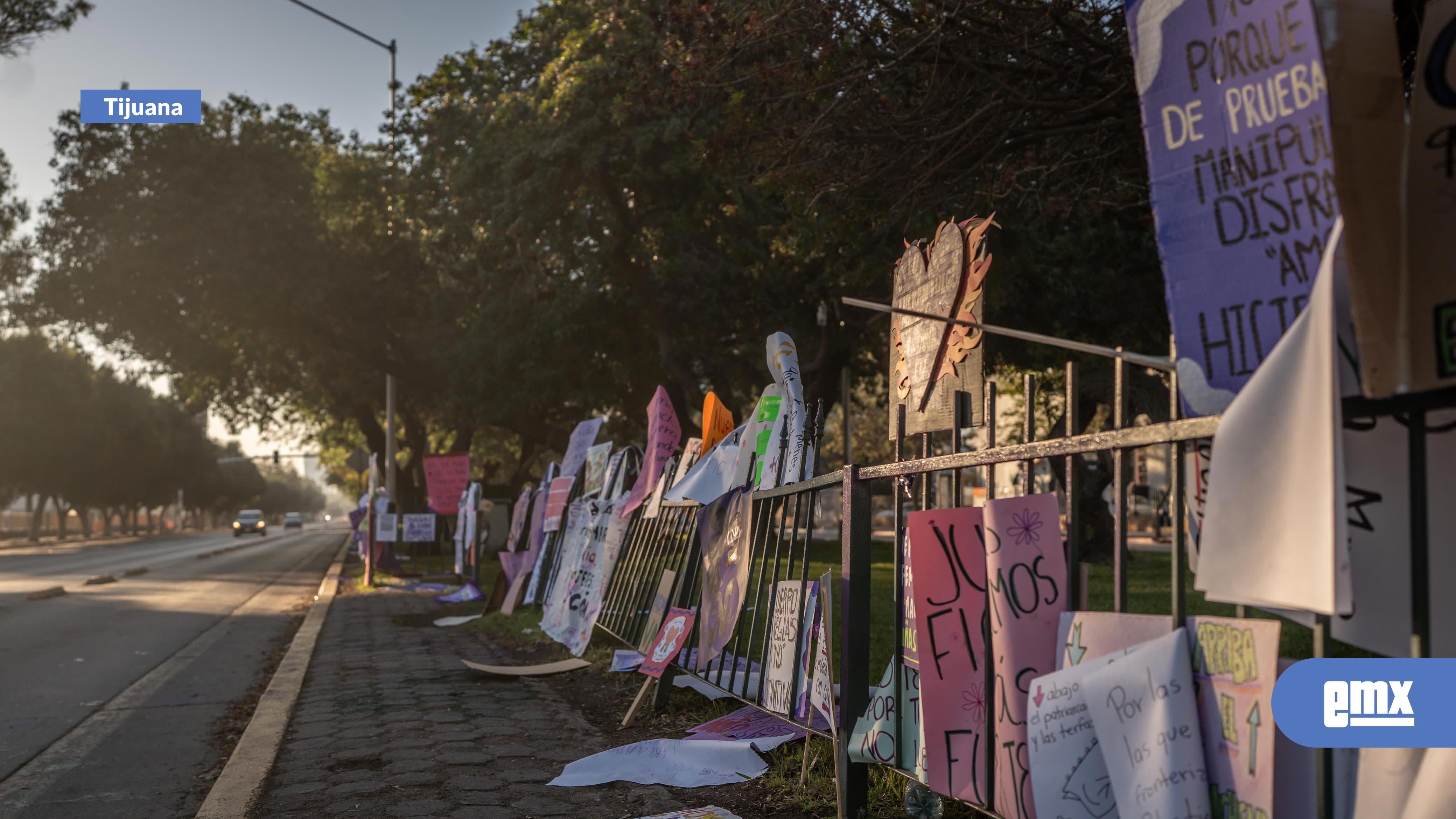 EMX-Así-luce-el-Paseo-de-los-Héroes-después-de-la-marcha-del-8M