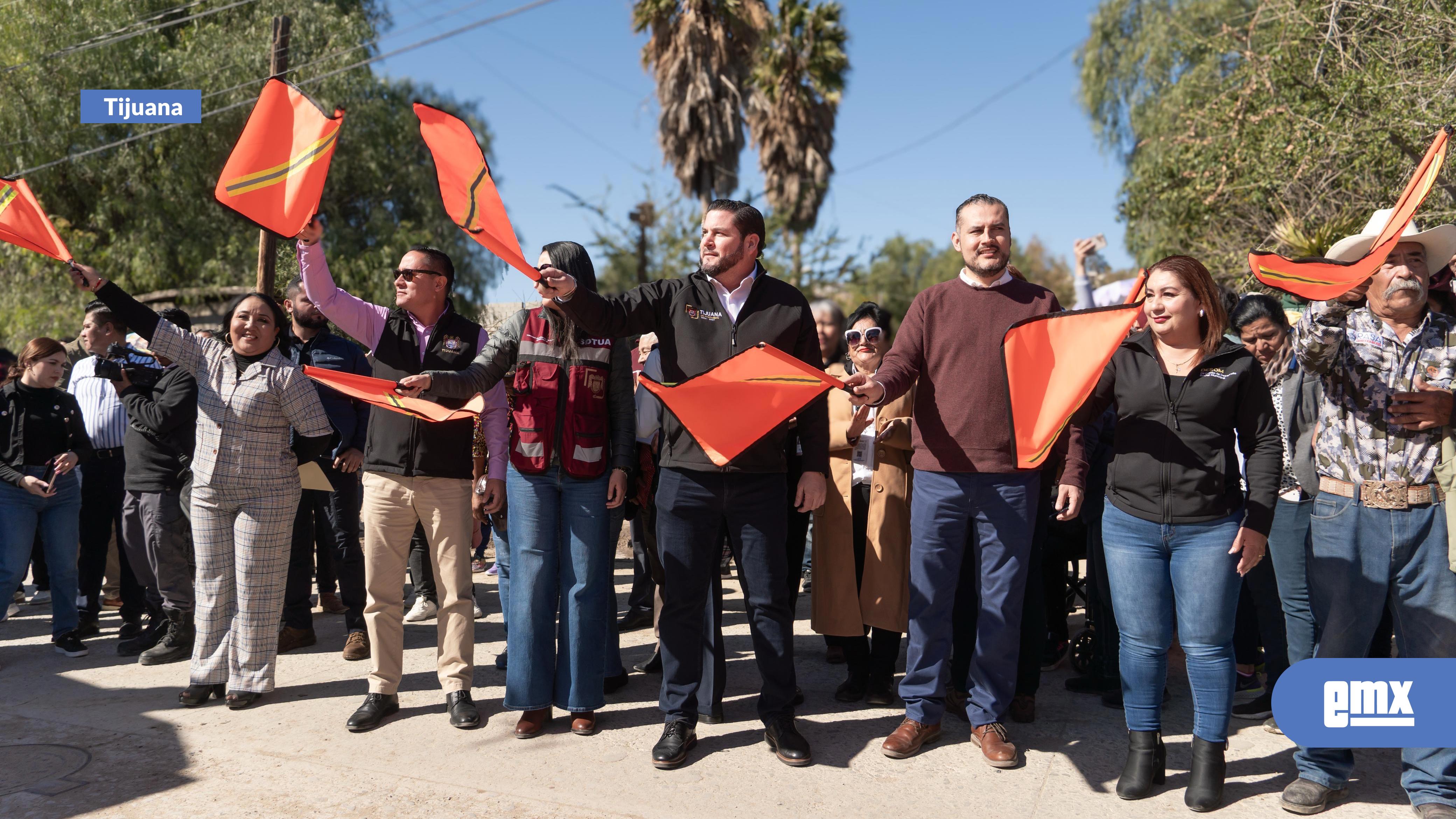 EMX-Apertura XXV Ayuntamiento de Tijuana siete nuevas rutas de recolección de basura en la colonia Maclovio Rojas