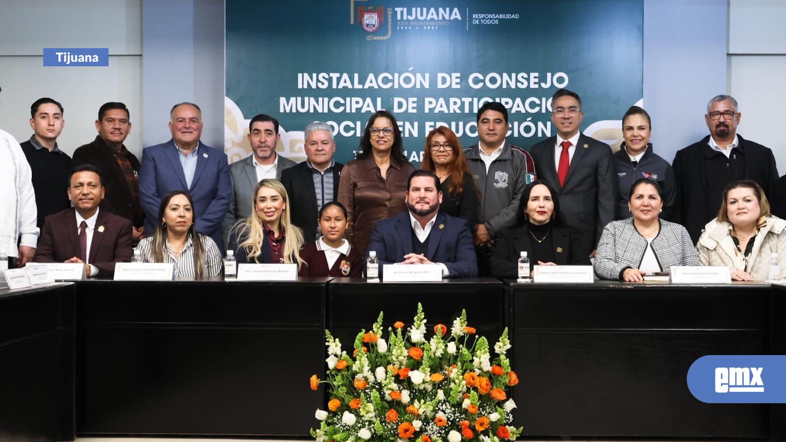 EMX-Instala-Ismael-Burgueño-el-Consejo-Municipal-de-Participación-Social-en-la-Educación