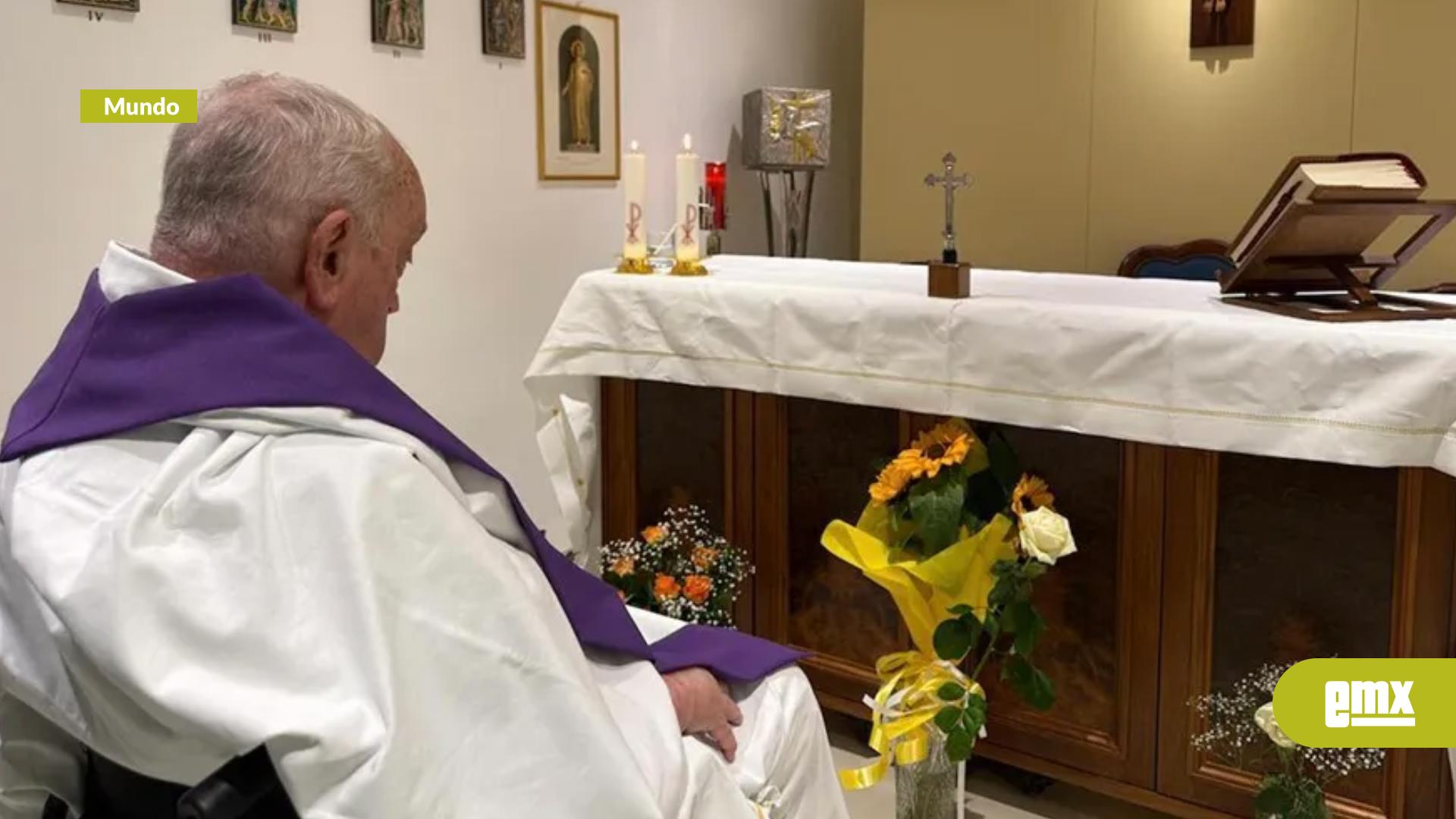 EMX-El Vaticano difunde la primera foto del papa Francisco desde su hospitalización