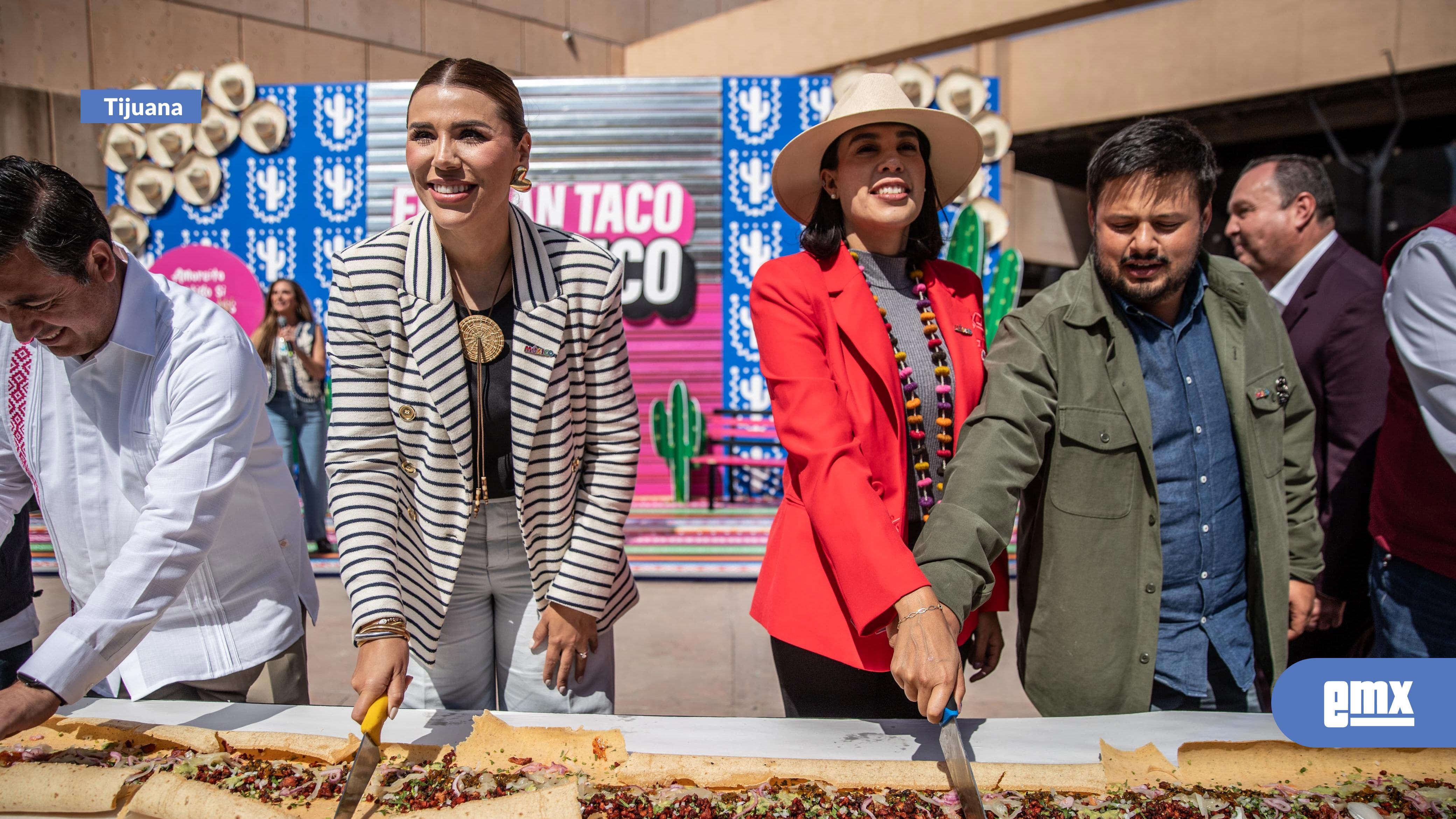 EMX-Inauguran el festival El Gran Taco de México en el Cecut