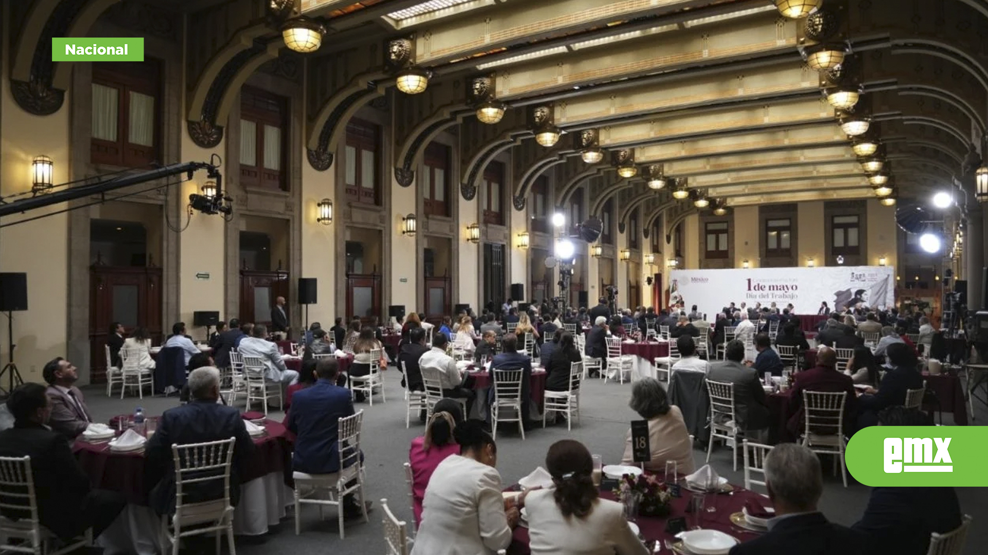 EMX-Semana-laboral-de-40-horas-se-aplicará-de-forma-gradual;-“no-se-puede-de-un-día-a-otro”:-Sheinbaum
