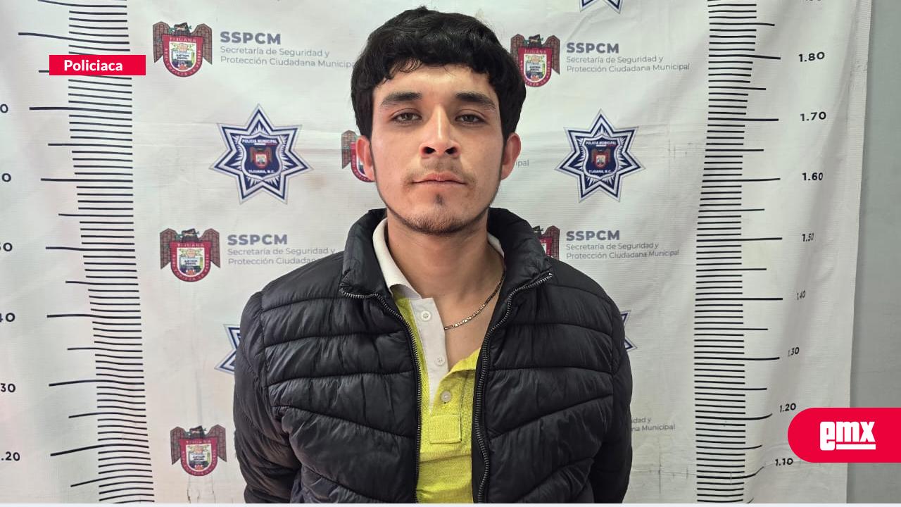 EMX-Detienen-a-hombre-por-portación-de-arma-de-fuego-en-Zona-Centro