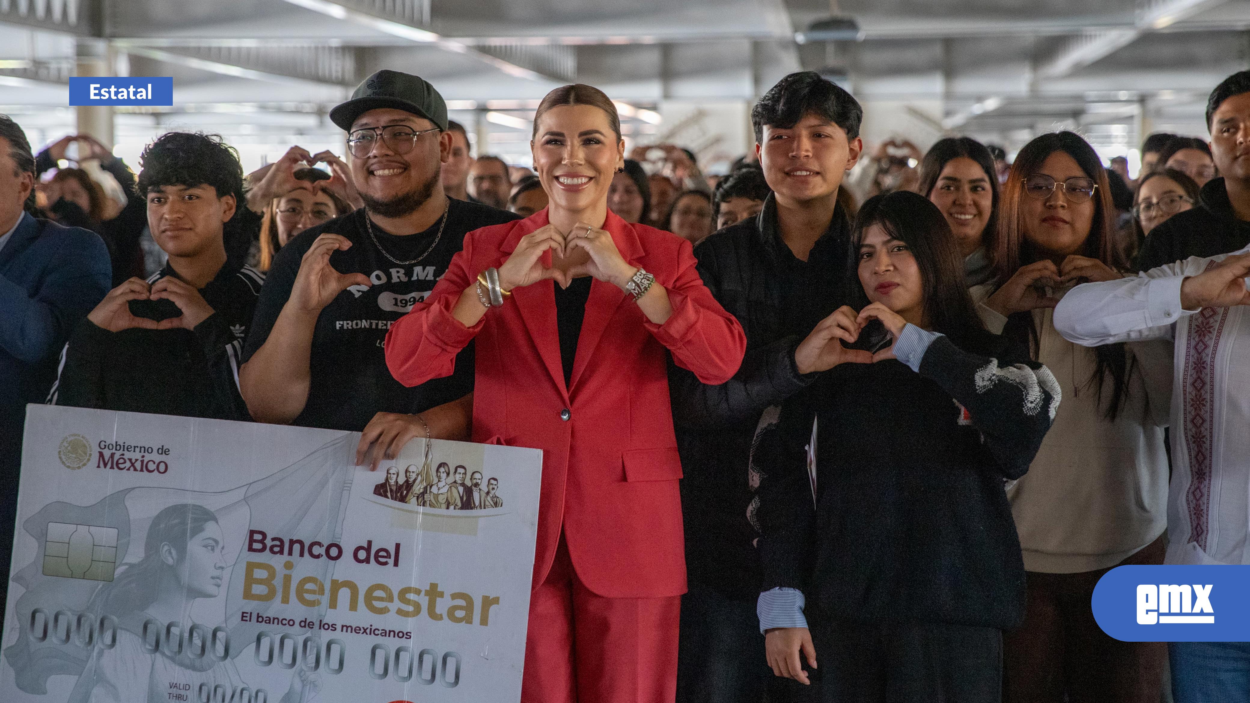 EMX-Mas-de-600-estudiantes-serán-beneficiados-con-la-beca-“Jóvenes-Escribiendo-el-Futuro”