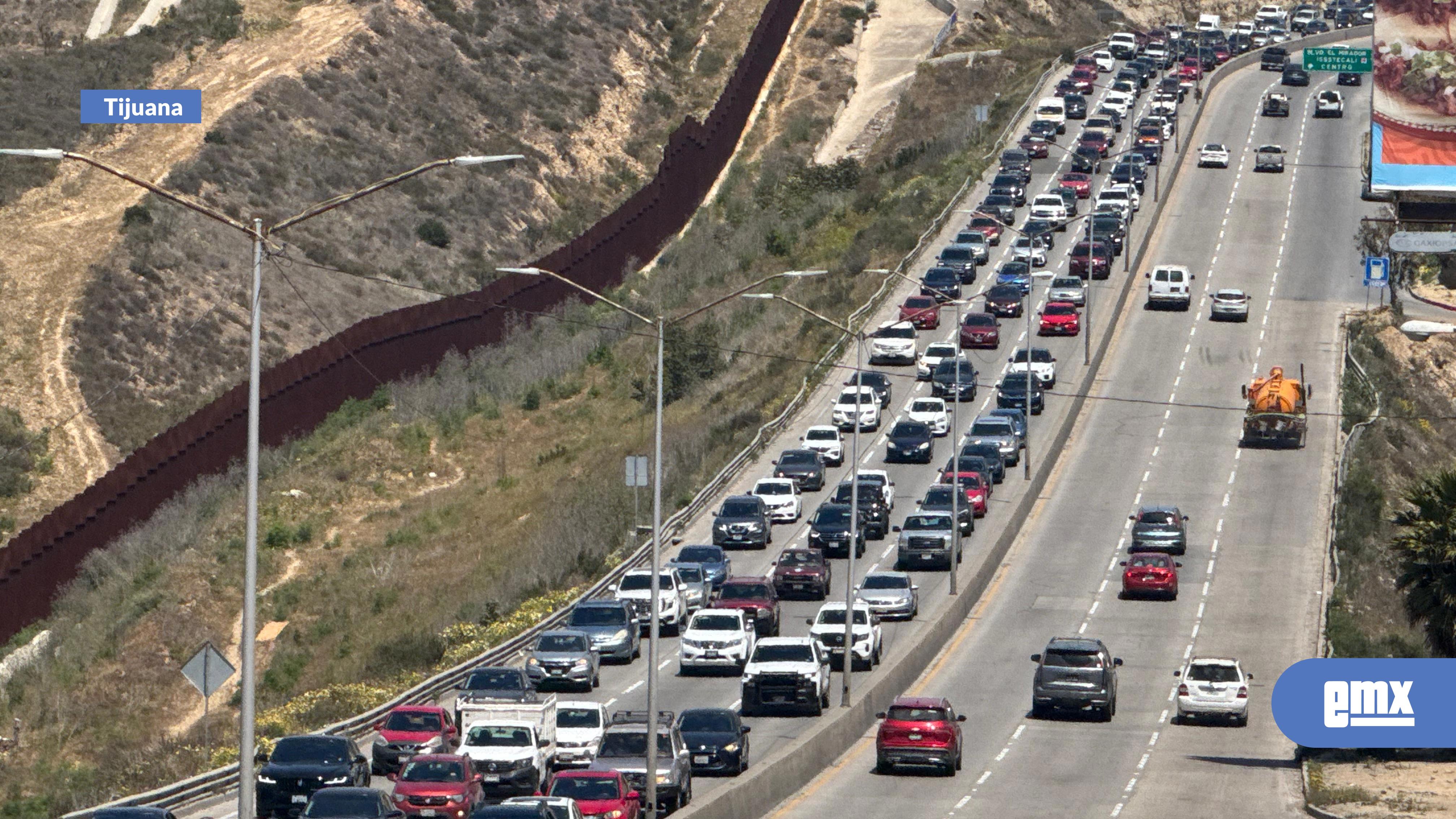 EMX-Tráfico-Pesado:-Filas-Kilométricas-para-Ingresar-a-Playas-de-Tijuana