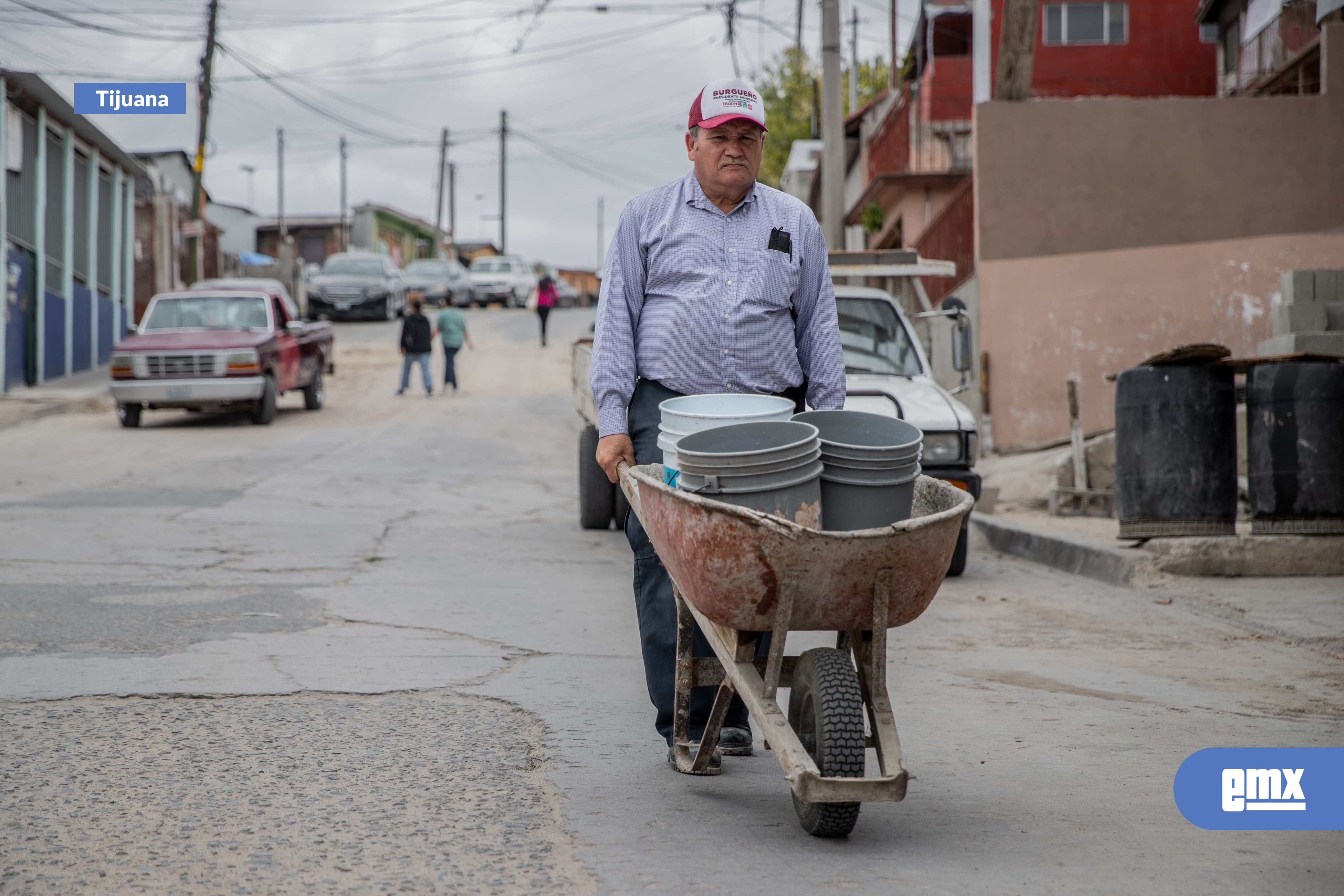 EMX-Familias-de-la-Sánchez-Taboada-sin-agua-y-en-riesgo-de-perder-su-hogar-tras-hundimiento-de-alto-riesgo