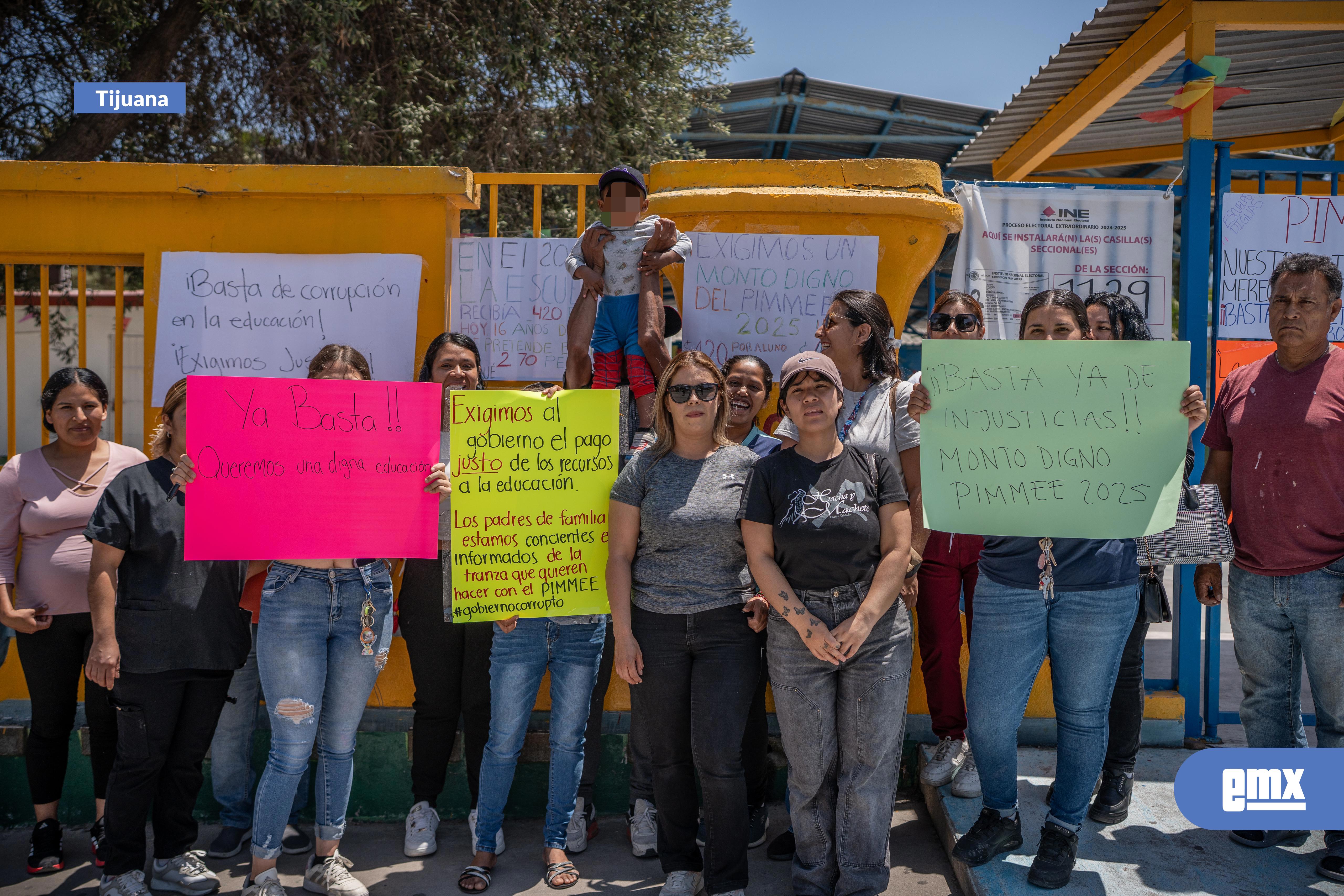 EMX-Madres-de-familia-exigen-no-se-reduzca-el-presupuesto-del-PIMMEE