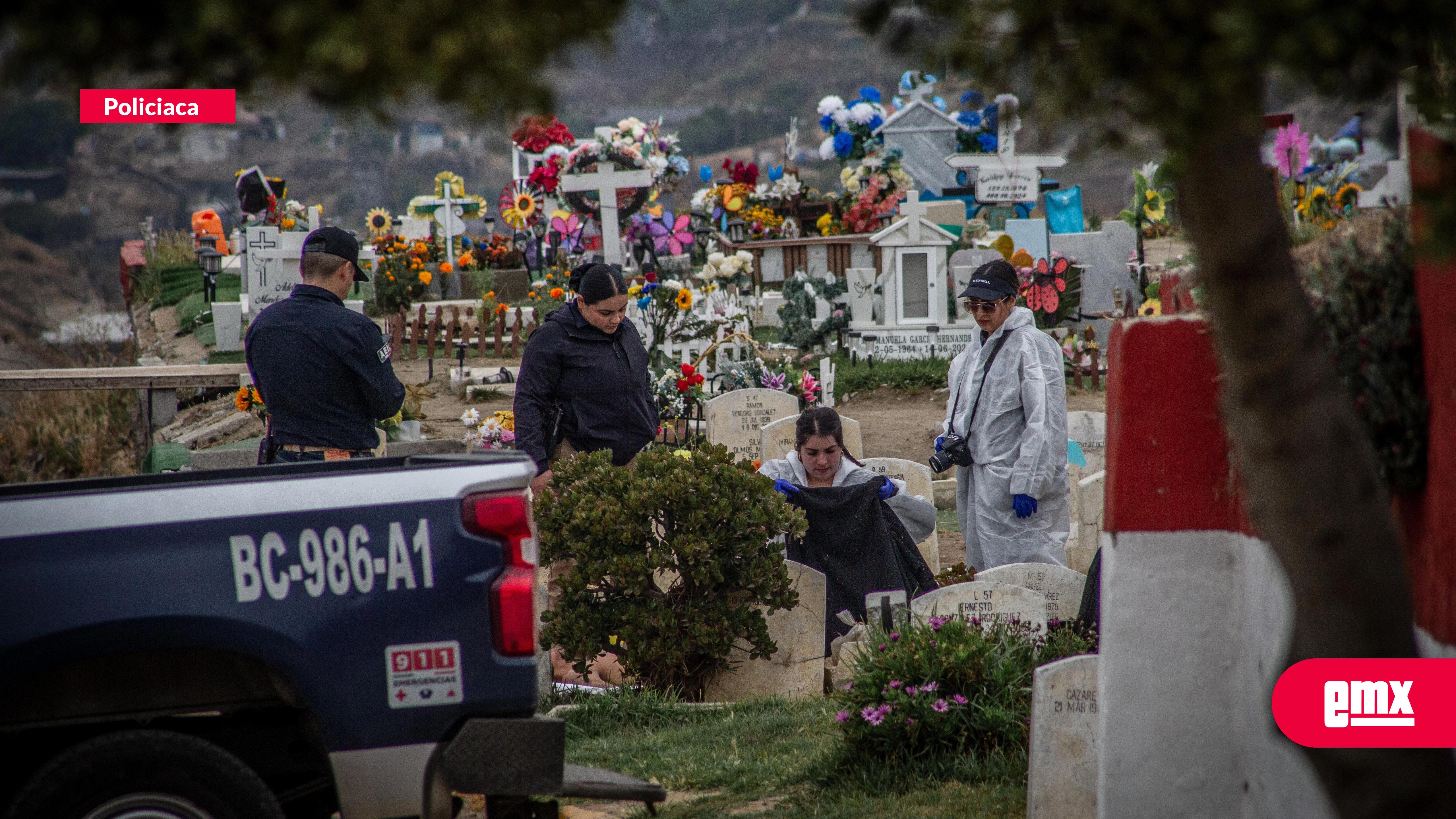 EMX-Ejecutan-a-hombre-en-el-interior-del-Panteón-Santa-Gema