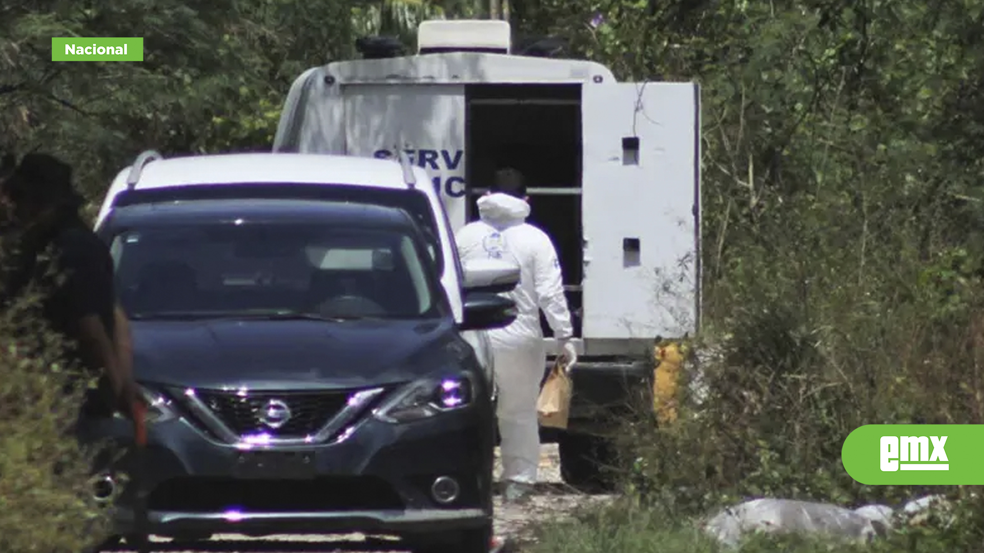 EMX-Exhuman-10-cuerpos-de-fosa-clandestina-en-la-Sierra-Tarahumara