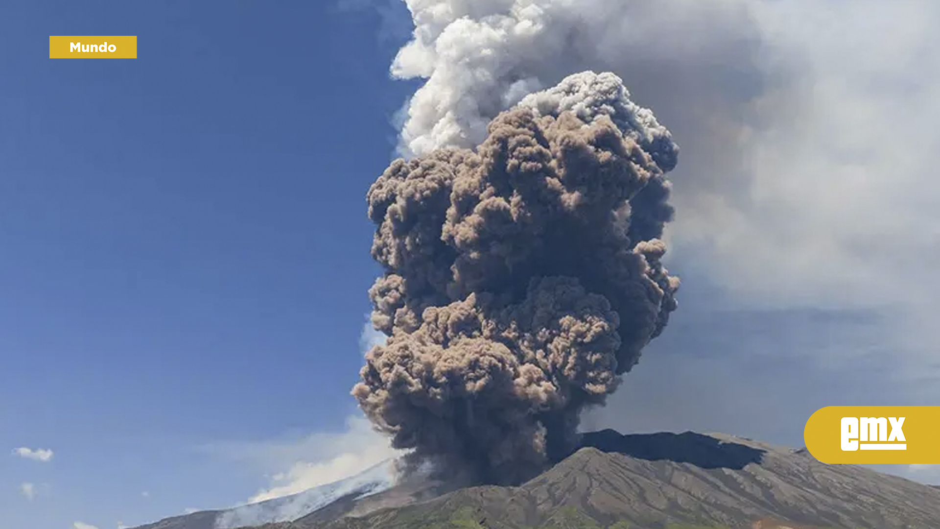 EMX-Volcán-Etna-entra-en-erupción;-turistas-huyen-para-salvar-sus-vidas-|-VIDEO