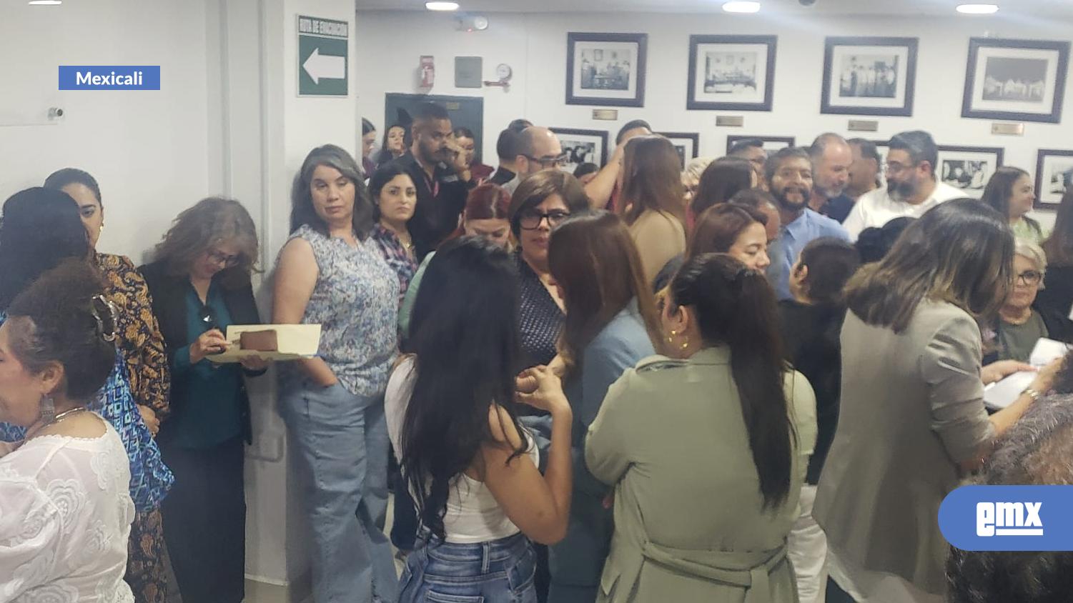 EMX-Suspenden-trabajadores-labores-en-el-congreso