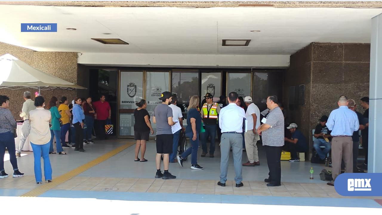 EMX-QUEDA-SIN-LUZ-CENTRO-CIVICO-EN-MEXICALI