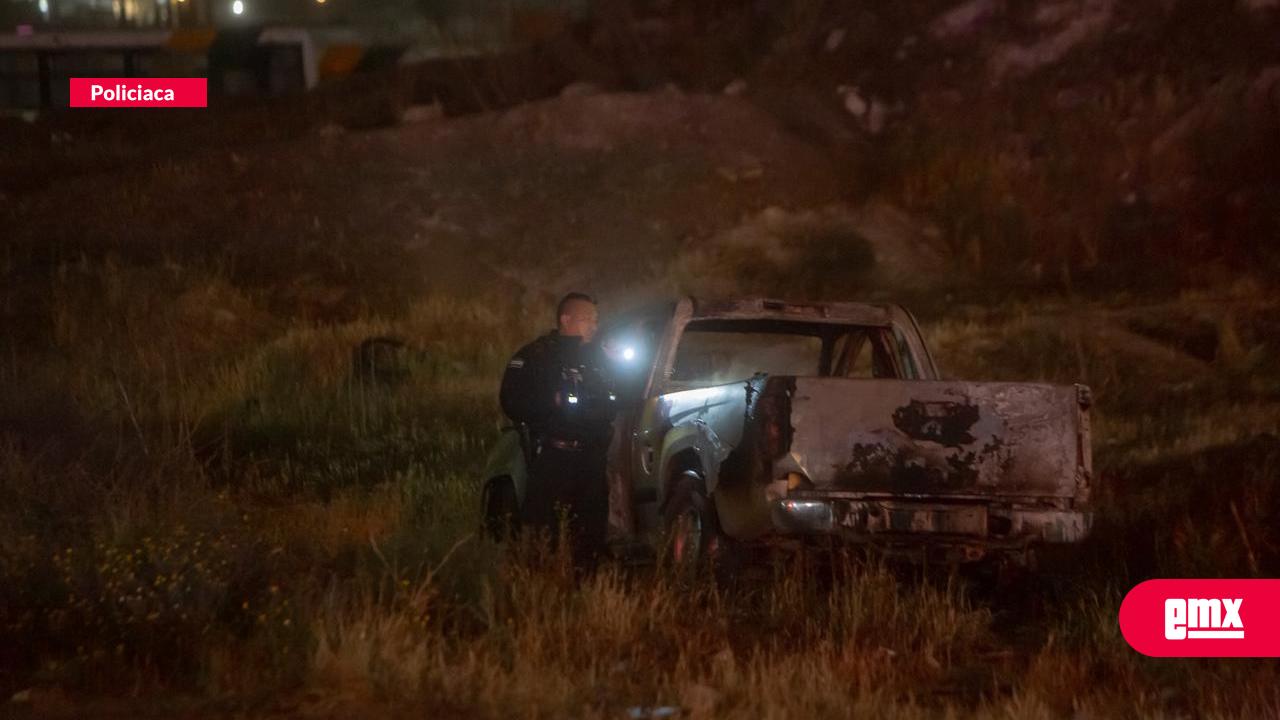 EMX-Hallazgo-de-tres-cuerpos-calcinados-en-Terrazas-del-Valle;-estaban-a-bordo-de-un-pick-up-incendiado