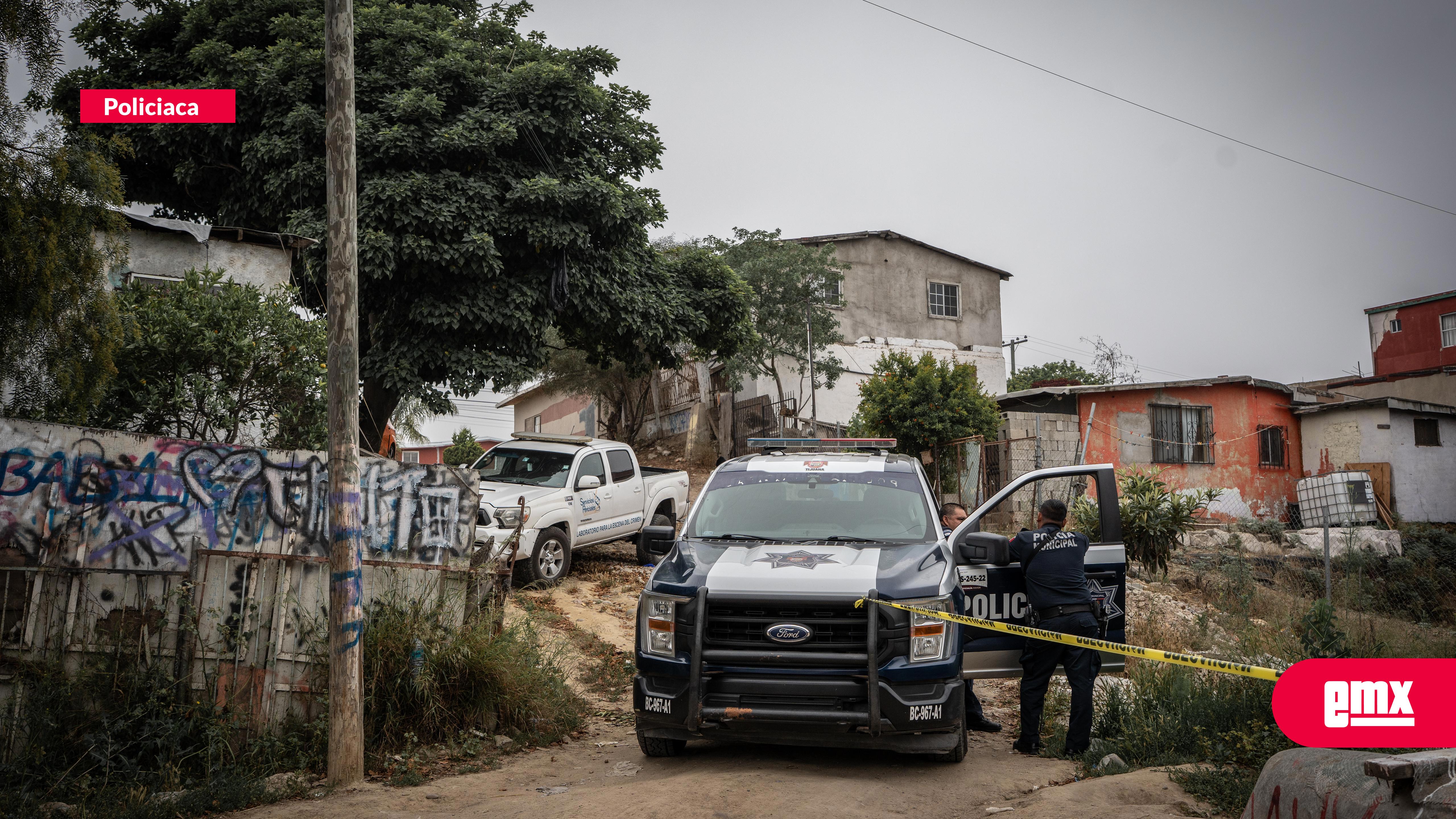 EMX-Hallan-cadáver-con-impactos-de-bala-en-la-colonia-Pedregal-de-Santa-Julia,-en-Tijuana
