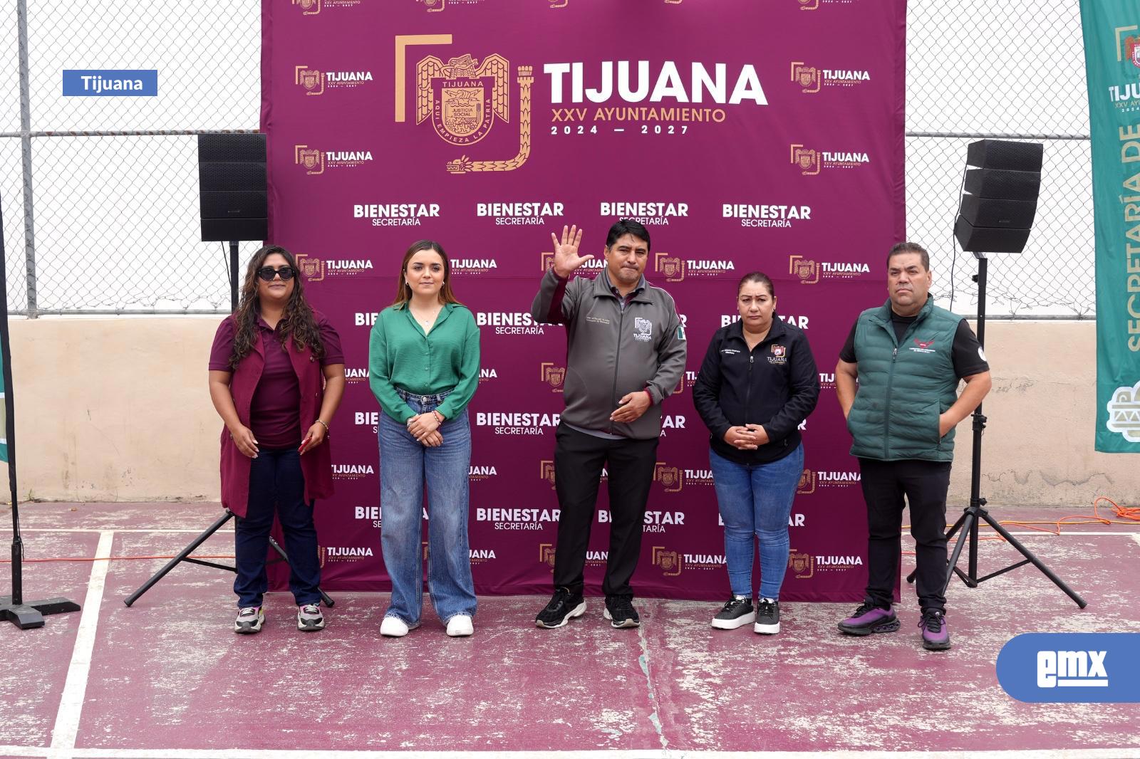 EMX-Acerca-XXV-Ayuntamiento-de-Tijuana-servicios-a-colonia-Rancho-Las-Flores