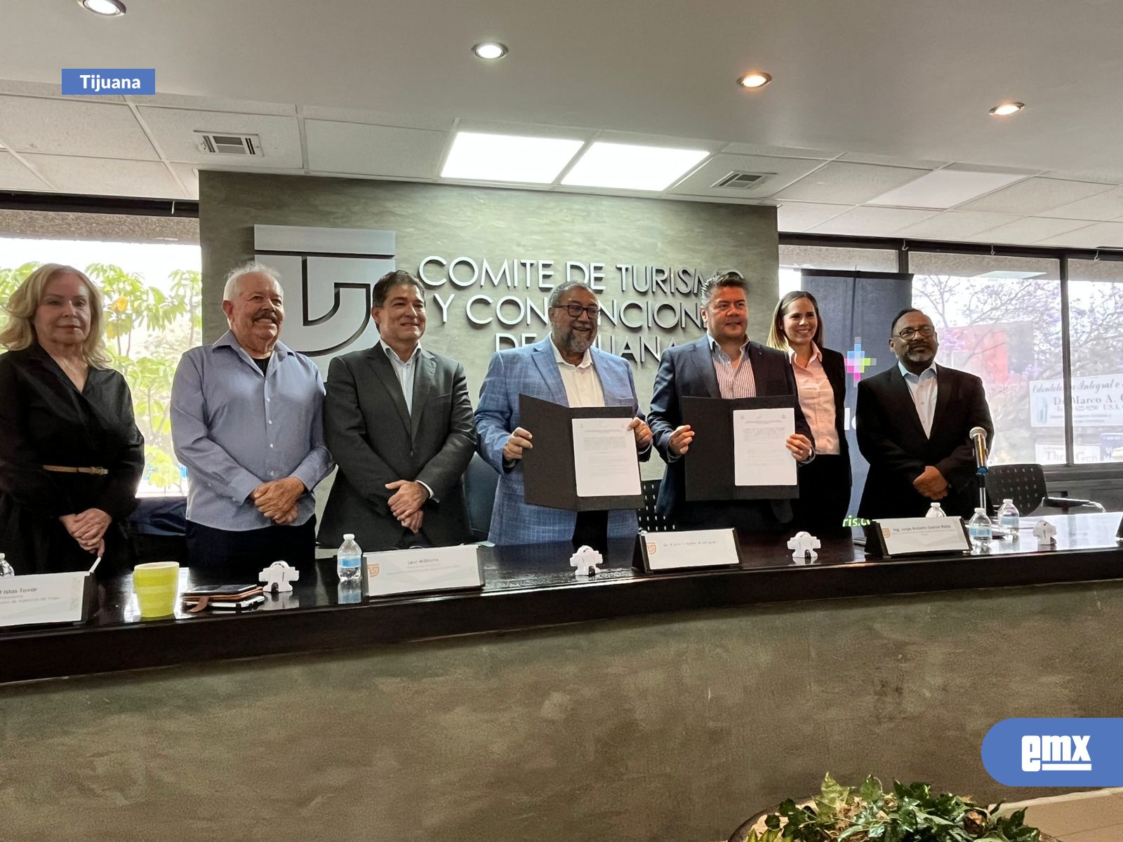 EMX-Celebran-Cotuco-y-Volaris-convenio-para-reforzar-el-turismo-en-la-ciudad