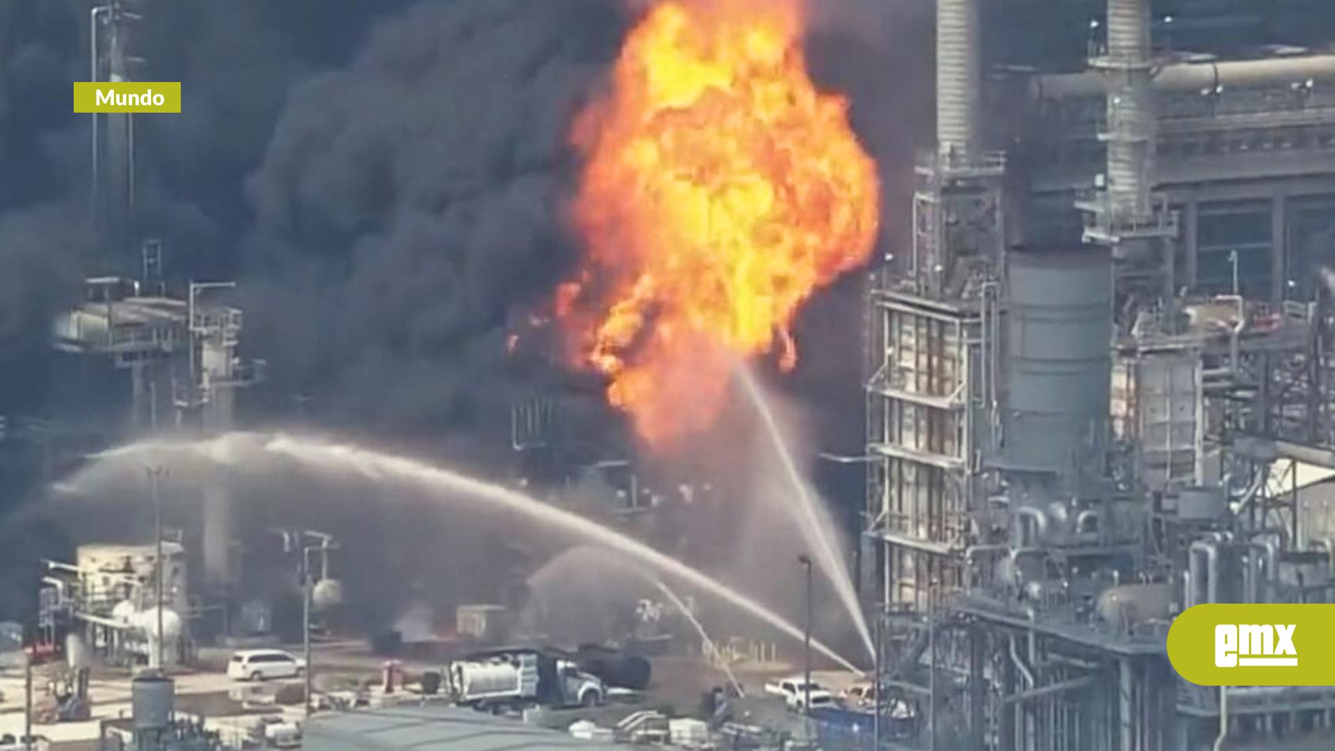 EMX-Incendio-en-refinería-Marathon-de-Texas-City-obliga-a-emitir-alerta-preventiva