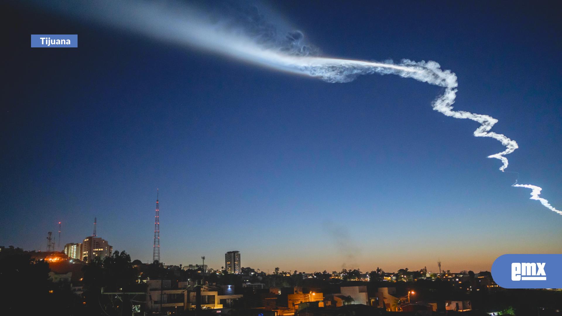 EMX-Lanzamiento-de-SpaceX-ilumina-los-cielos-de-Tijuana
