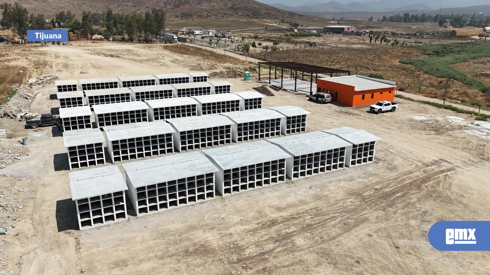 EMX-Supervisan-obra-del-Centro-de-Resguardo-Forense-de-Tijuana