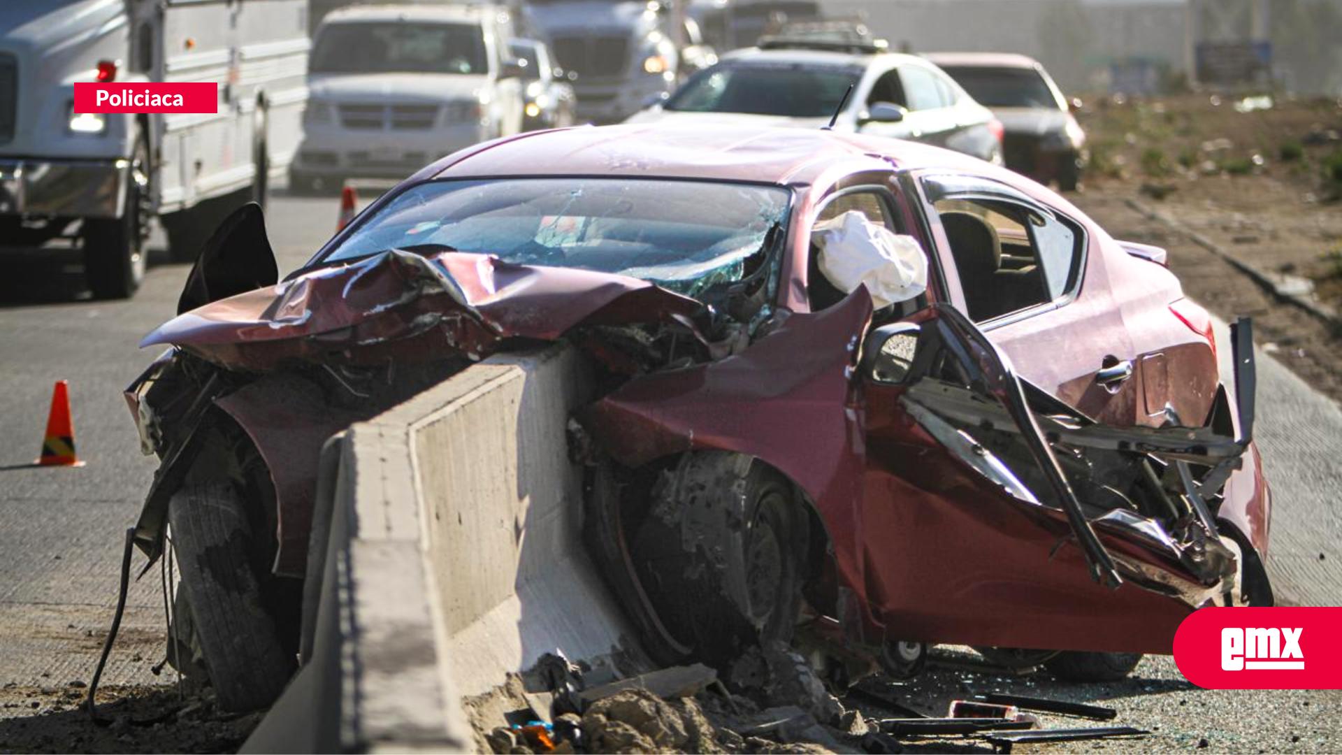EMX-Accidente-en-bulevar-2000-cobra-la-vida-de-un-joven-tras-chocar-y-quedar-prensado-en-su-vehículo
