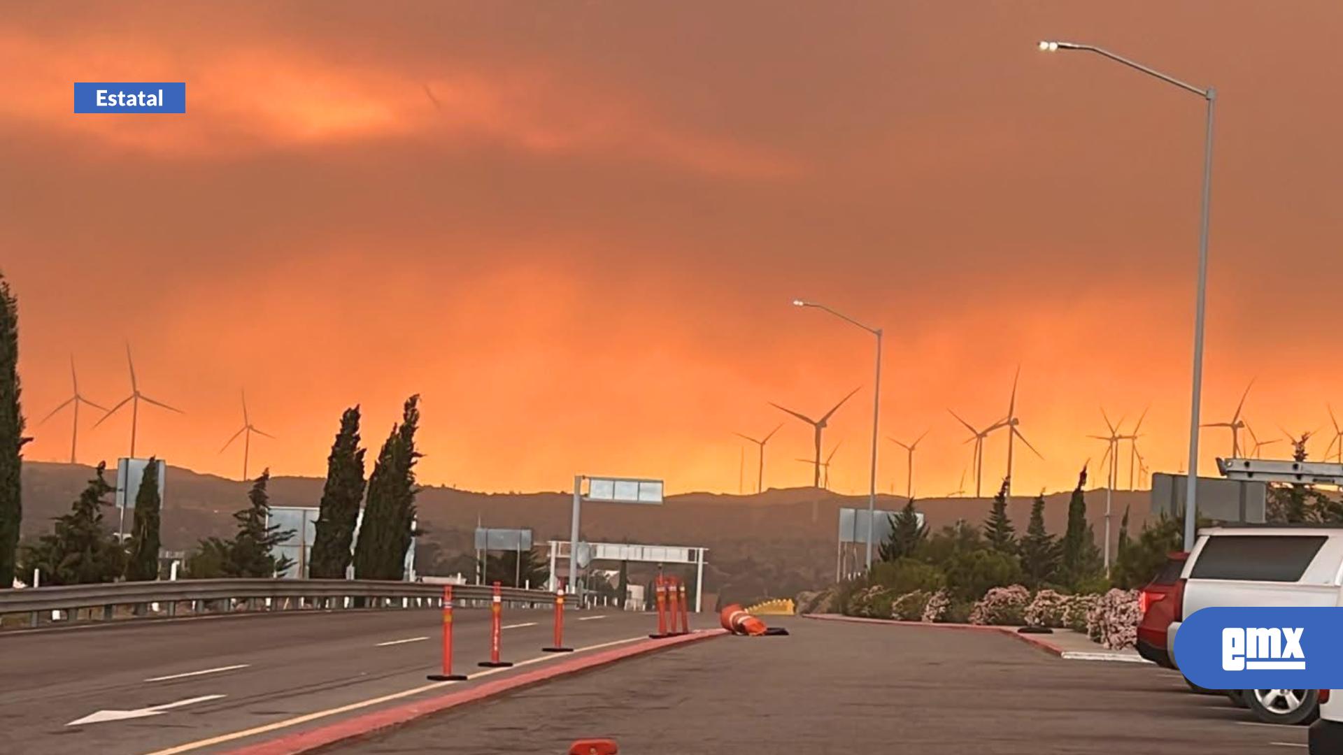 EMX-Visibilidad-reducida-en-la-carretera-El-Hongo-por-incendios-forestales;-autoridades-piden-extremar-precauciones