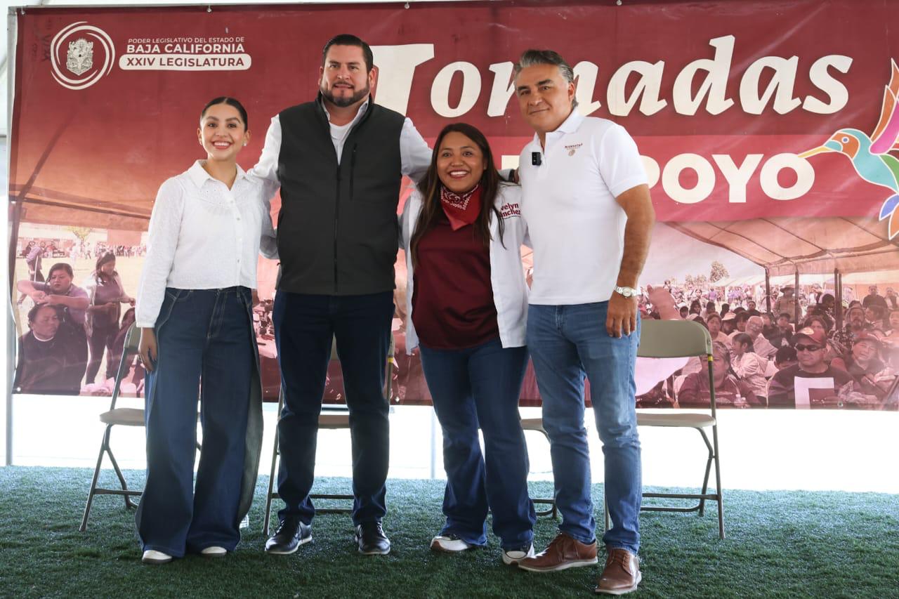 EMX-Acompaña-Ismael-Burgueño-a-diputada-Evelyn-Sánchez-en-jornada-de-apoyos-a-la-ciudadanía