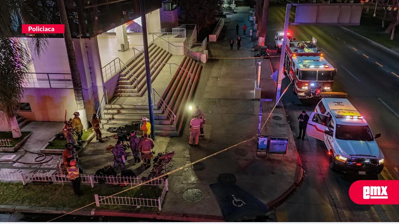 EMX-Atendió-bomberos-incendio-en-Paseo-de-los-Héroes