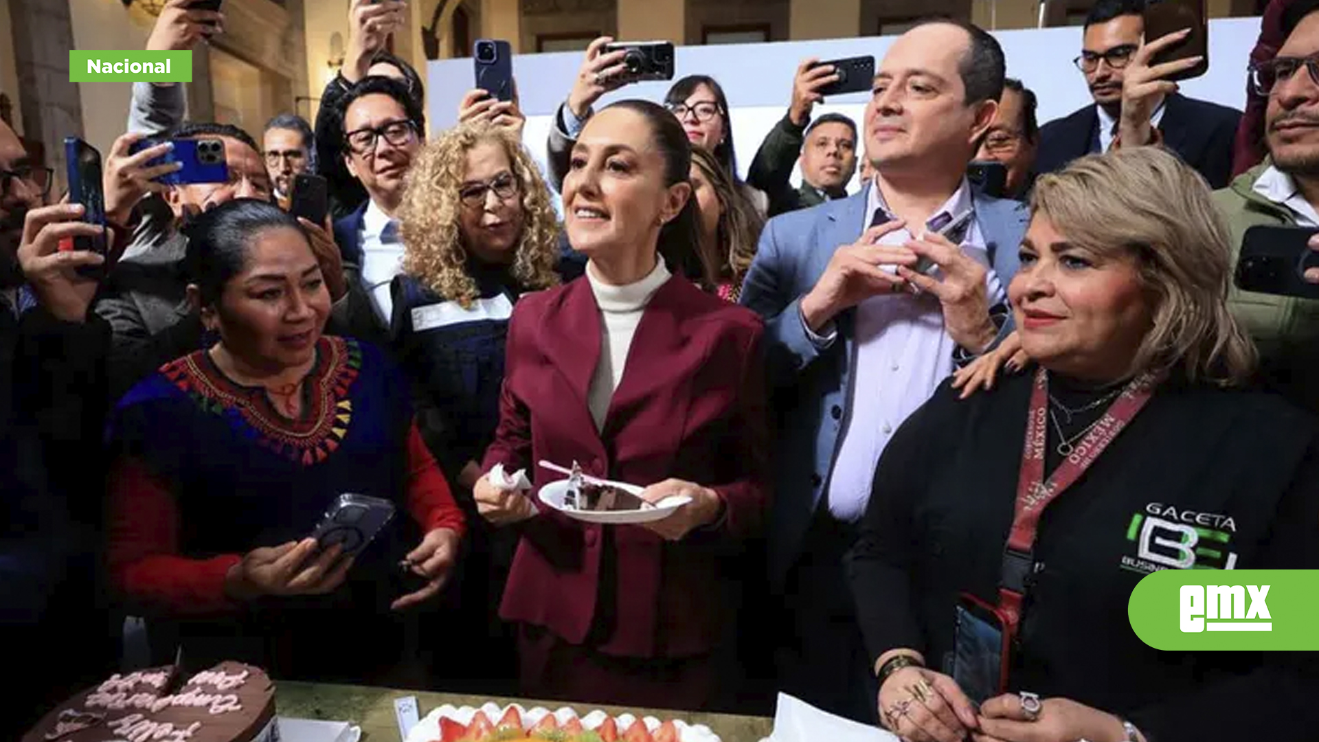 EMX-Así-celebró-Claudia-Sheinbaum-su-primer-cumpleaños-como-presidenta