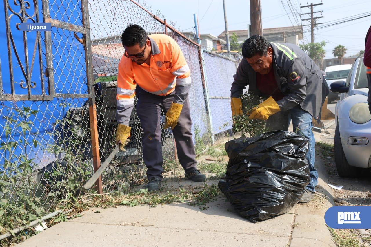 EMX-Lleva Gobierno Municipal programa ˈTijuana Ciudad Limpia’ a las colonias Capistrano, Colas del Matamoros y Maclovio Rojas
