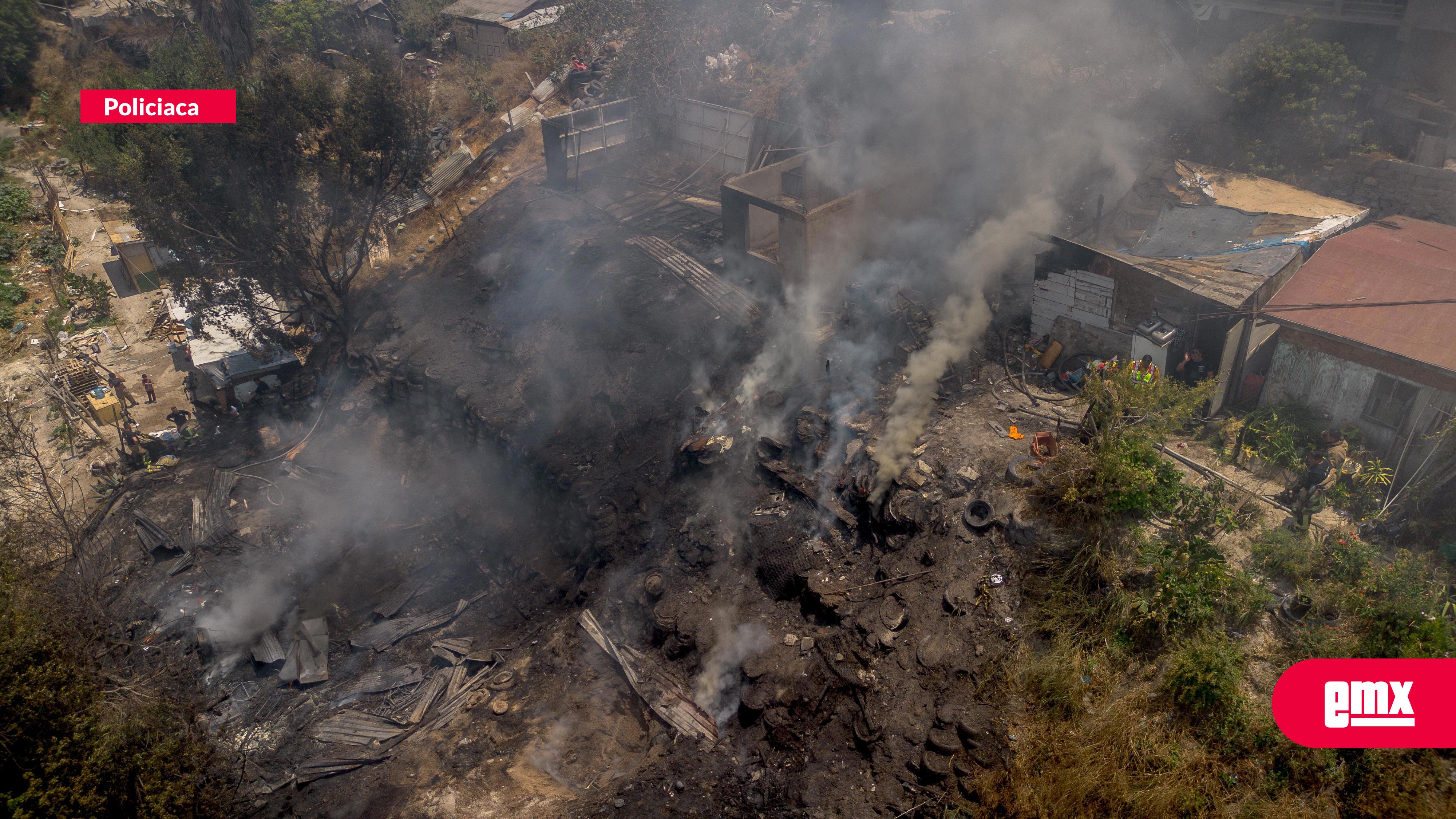 EMX-Dos-casas-son-consumidas-tras-incendio-en-la-colonia-3-de-Octubre