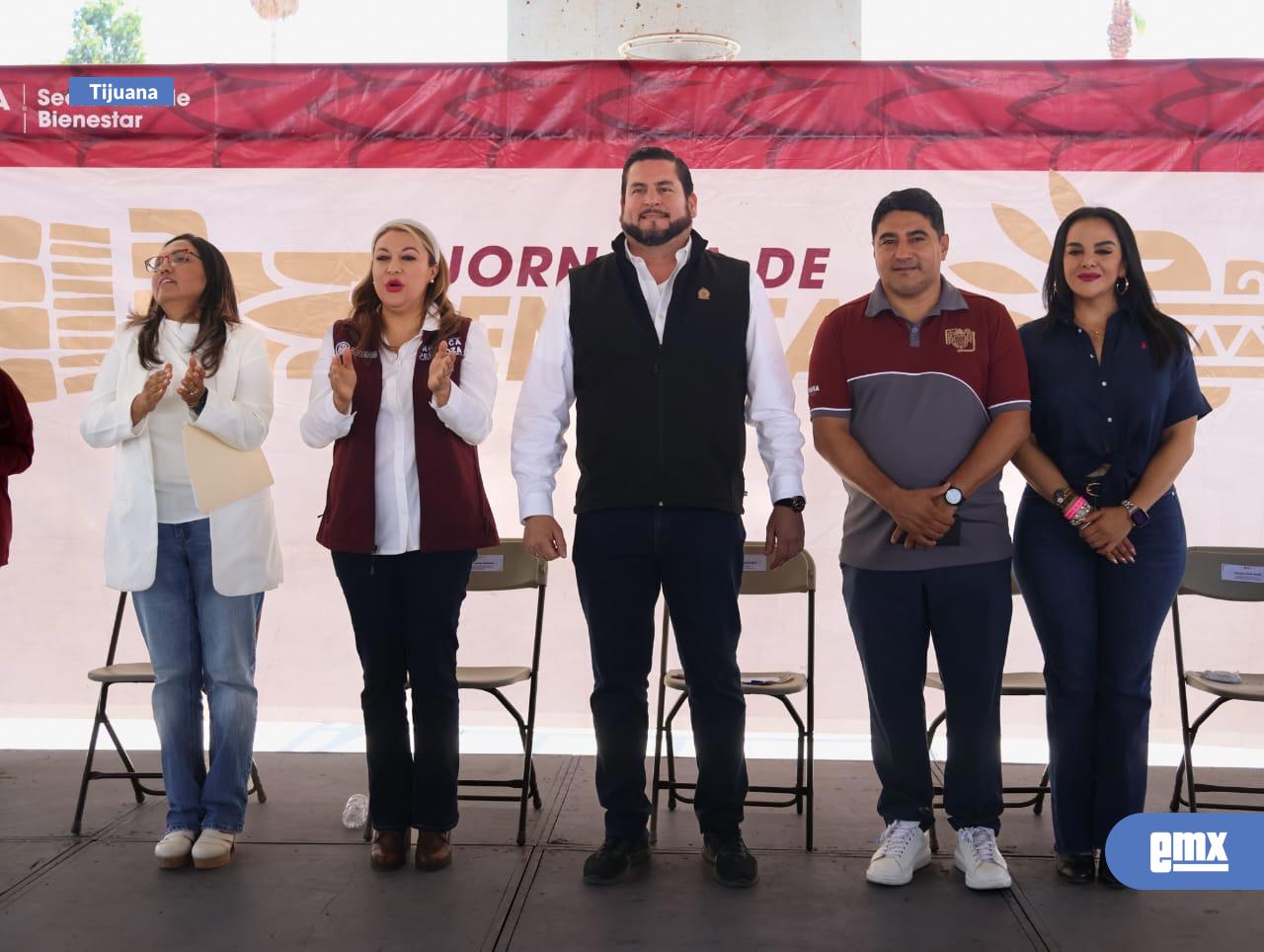 EMX-Lleva-XXV-Ayuntamiento-de-Tijuana-Macro-Jornada-de-Bienestar-a-la-colonia-10-de-mayo