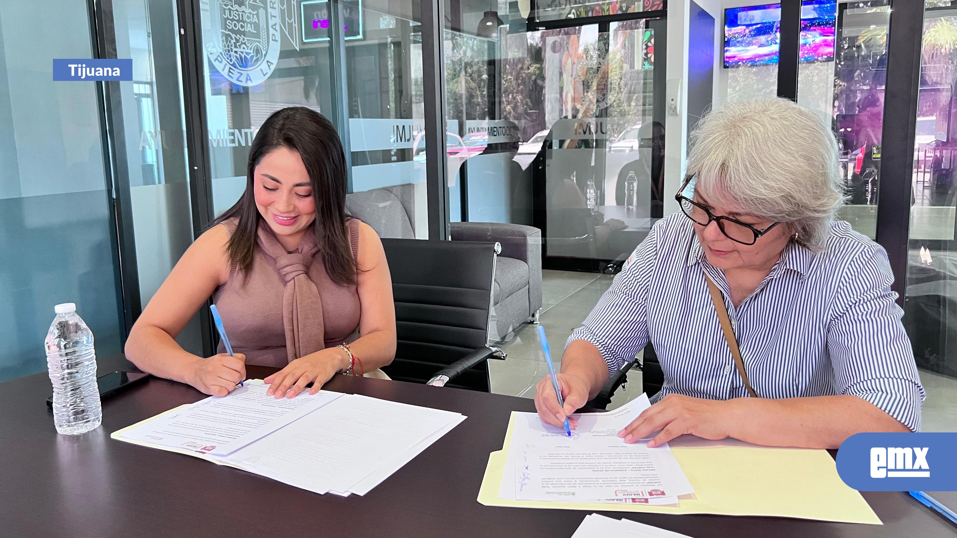 EMX-Firma-IMJUV-convenio-con-la-asociación-civil-'Isabel-Ayuda-para-la-Vida'-en-apoyo-a-la-juventud