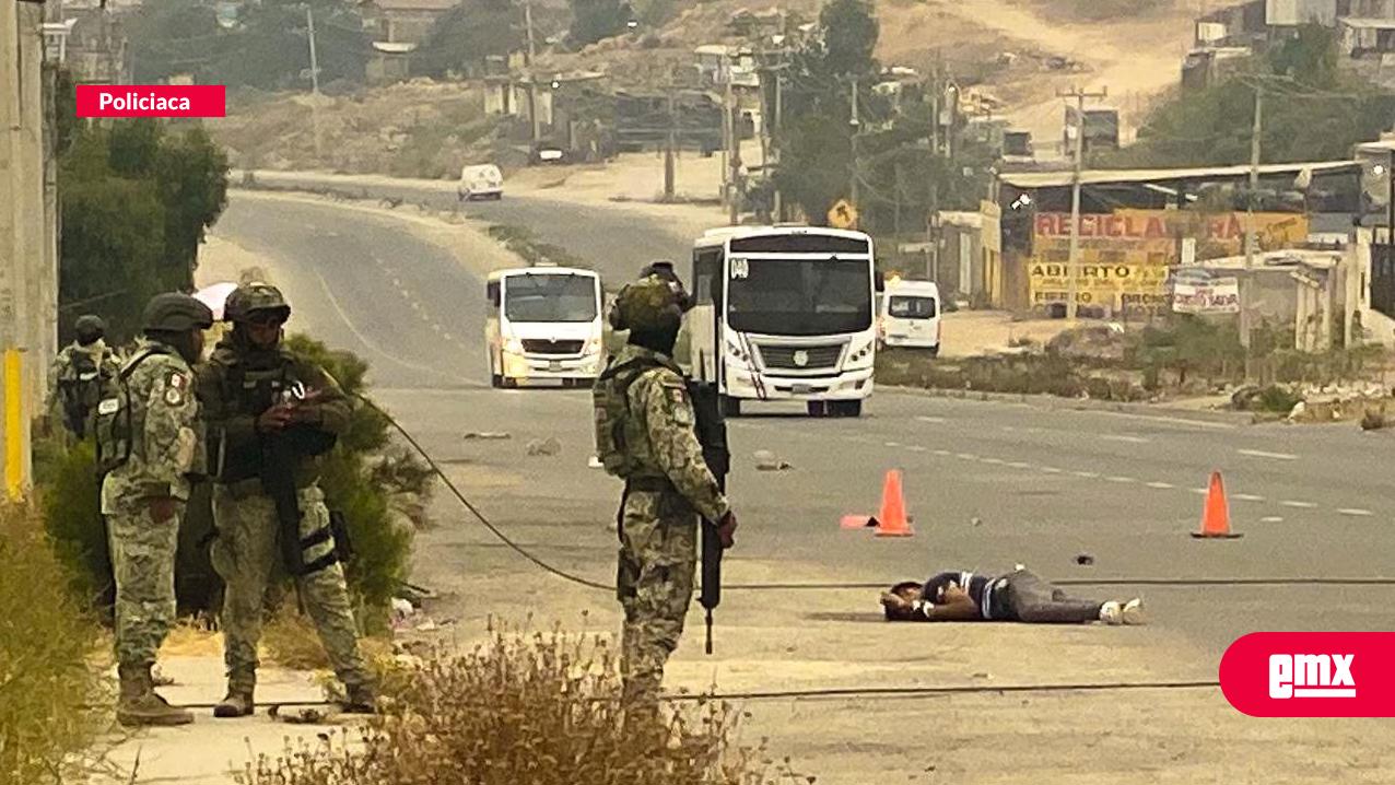 EMX-Hallan-a-hombre-esposado-y-con-huellas-de-violencia-en-la-carretera-libre-Tijuana-Tecate