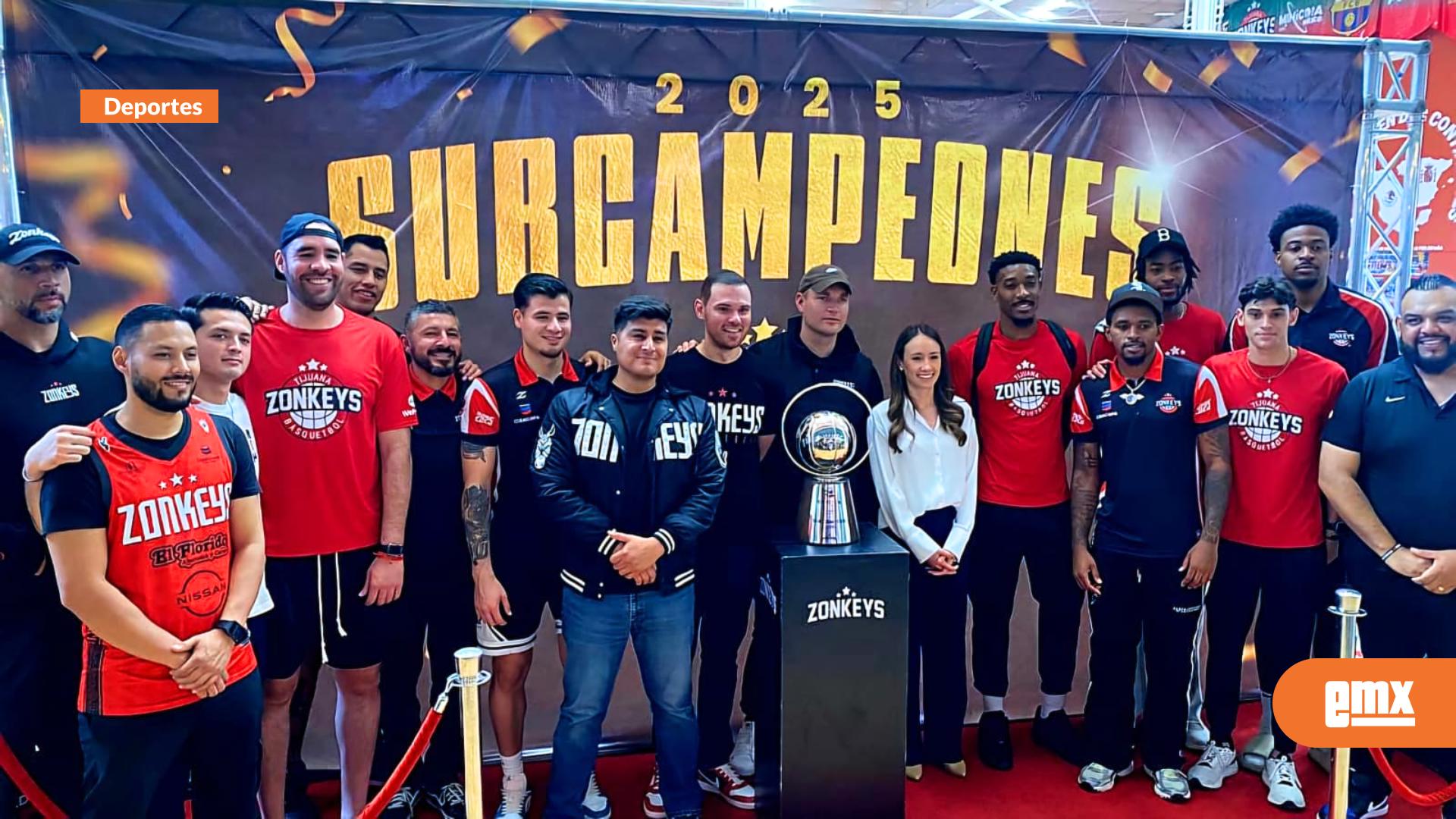 EMX-Presenta-Zonkeys-trofeo-de--subcampeón-del-Cibacopa