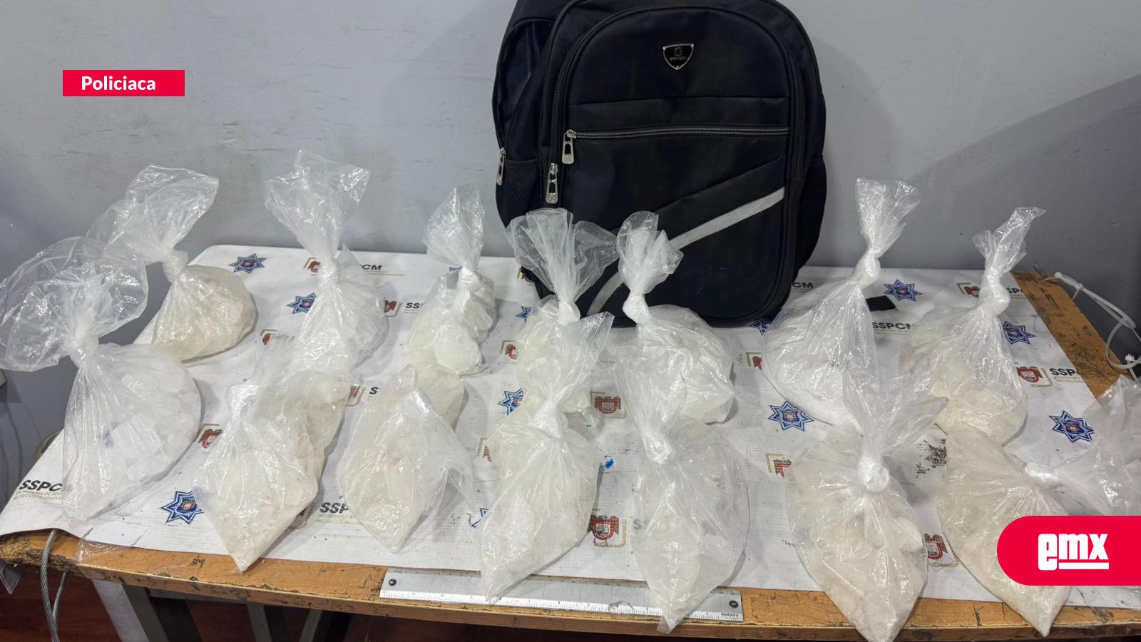 EMX-Asegura-SSPCM-alrededor-de-7-kilogramos-aparentemente-de-cristal-en-el-Mercado-Hidalgo