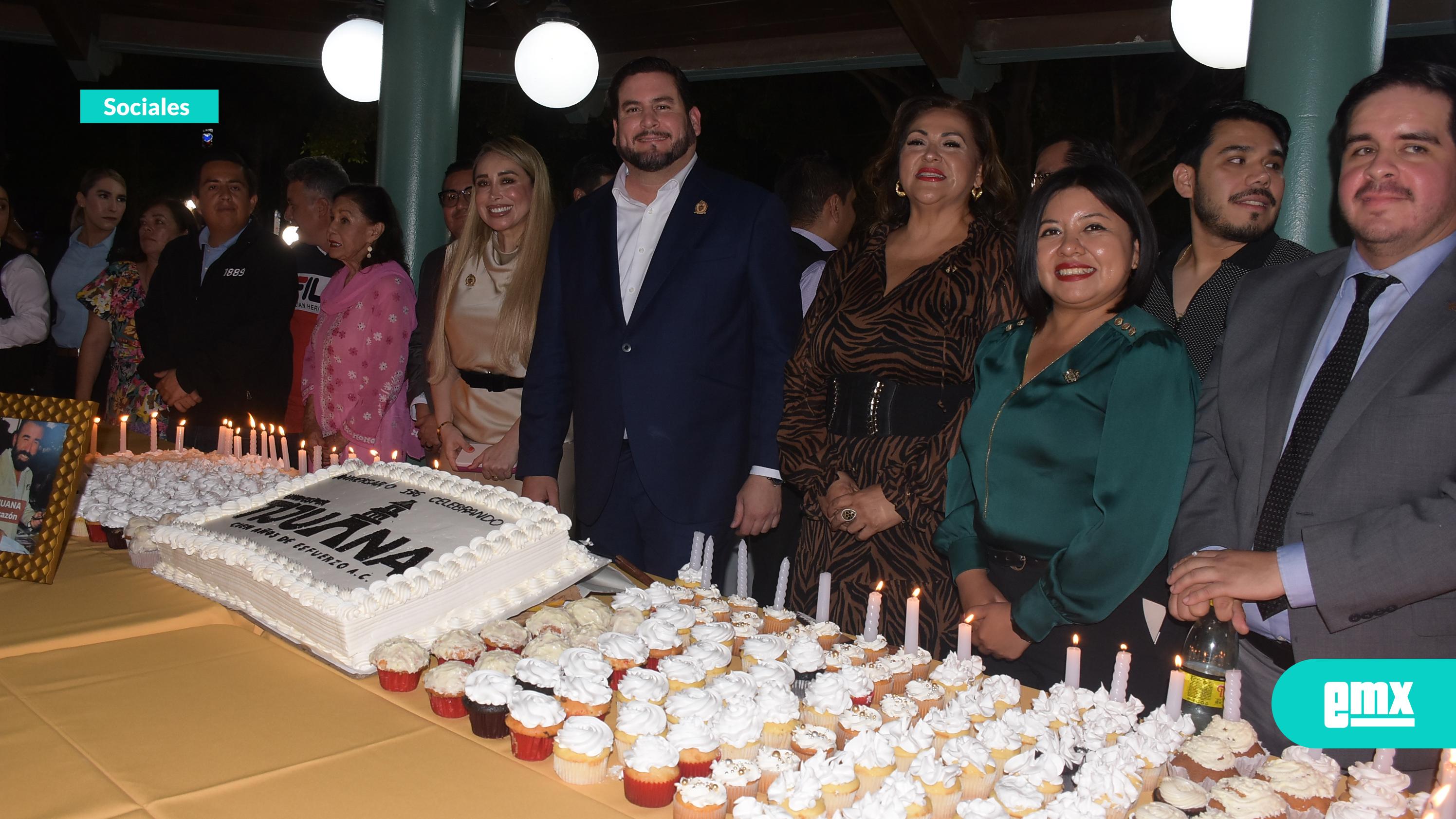 EMX-Sonó el mariachi en el parque Teniente Guerrero por 136º Aniversario de Tijuana