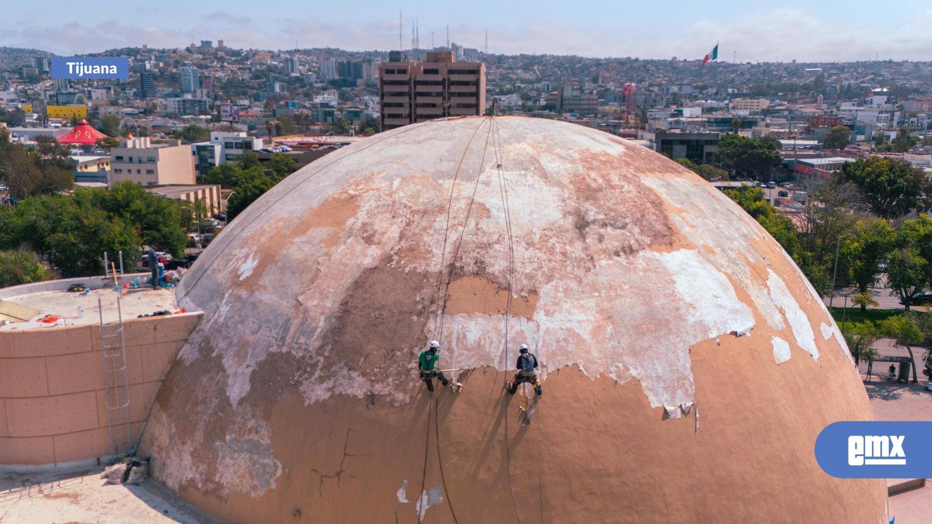 EMX-Continúa el mantenimiento en el emblemático Domo IMAX del CECUT