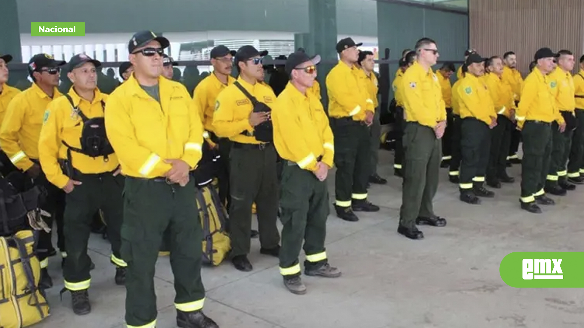 EMX-Viaja tercer contingente mexicano a Canadá para combatir fuego forestal