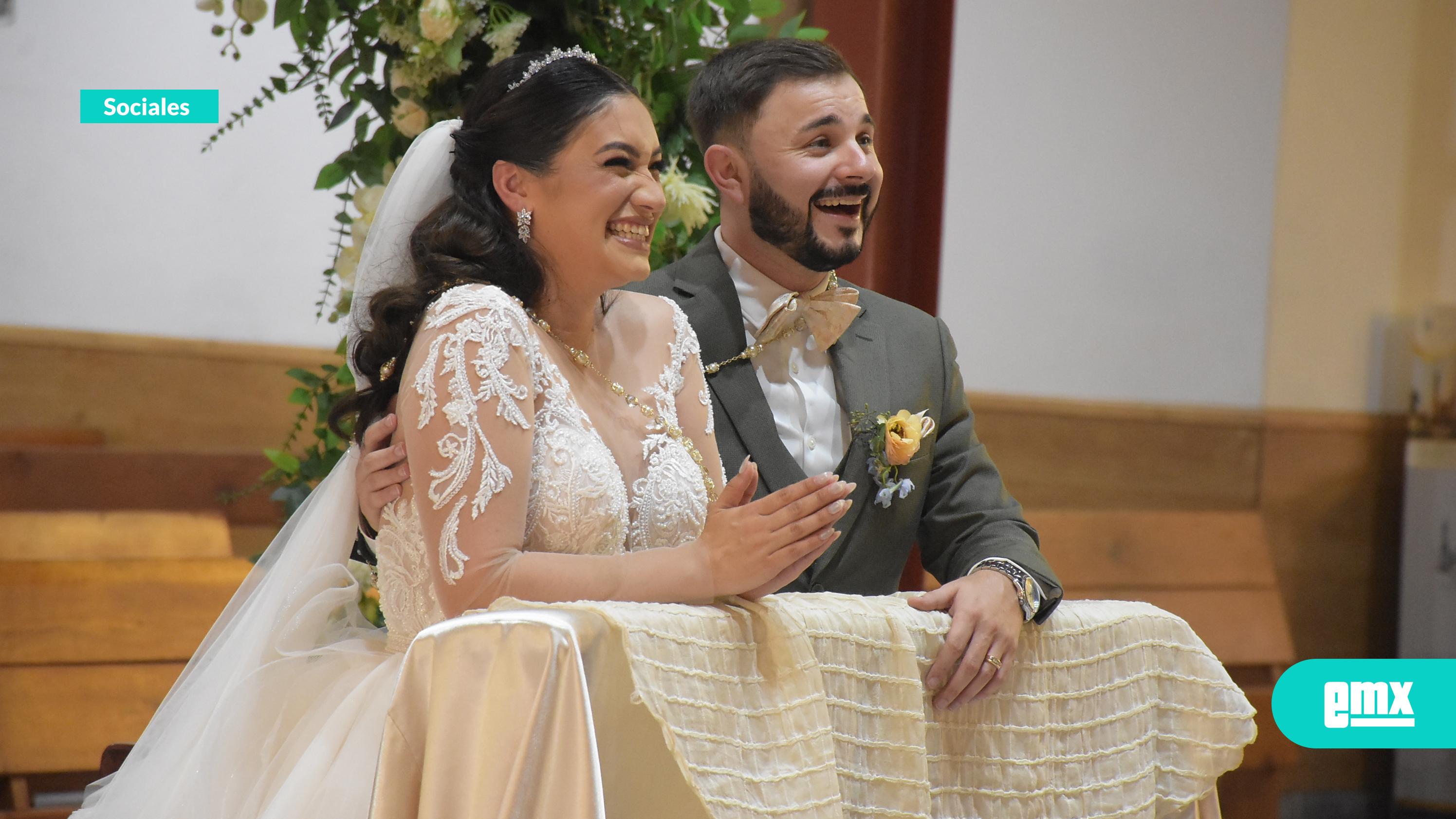 EMX-Elegante-ceremonia-religiosa-de-Cynthia-Chaidez-y-Anthony-Medina