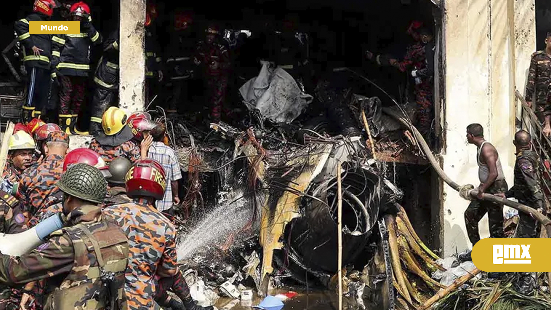EMX-Bangladesh: 16 muertos tras estrellarse un avión militar contra escuela | VIDEO