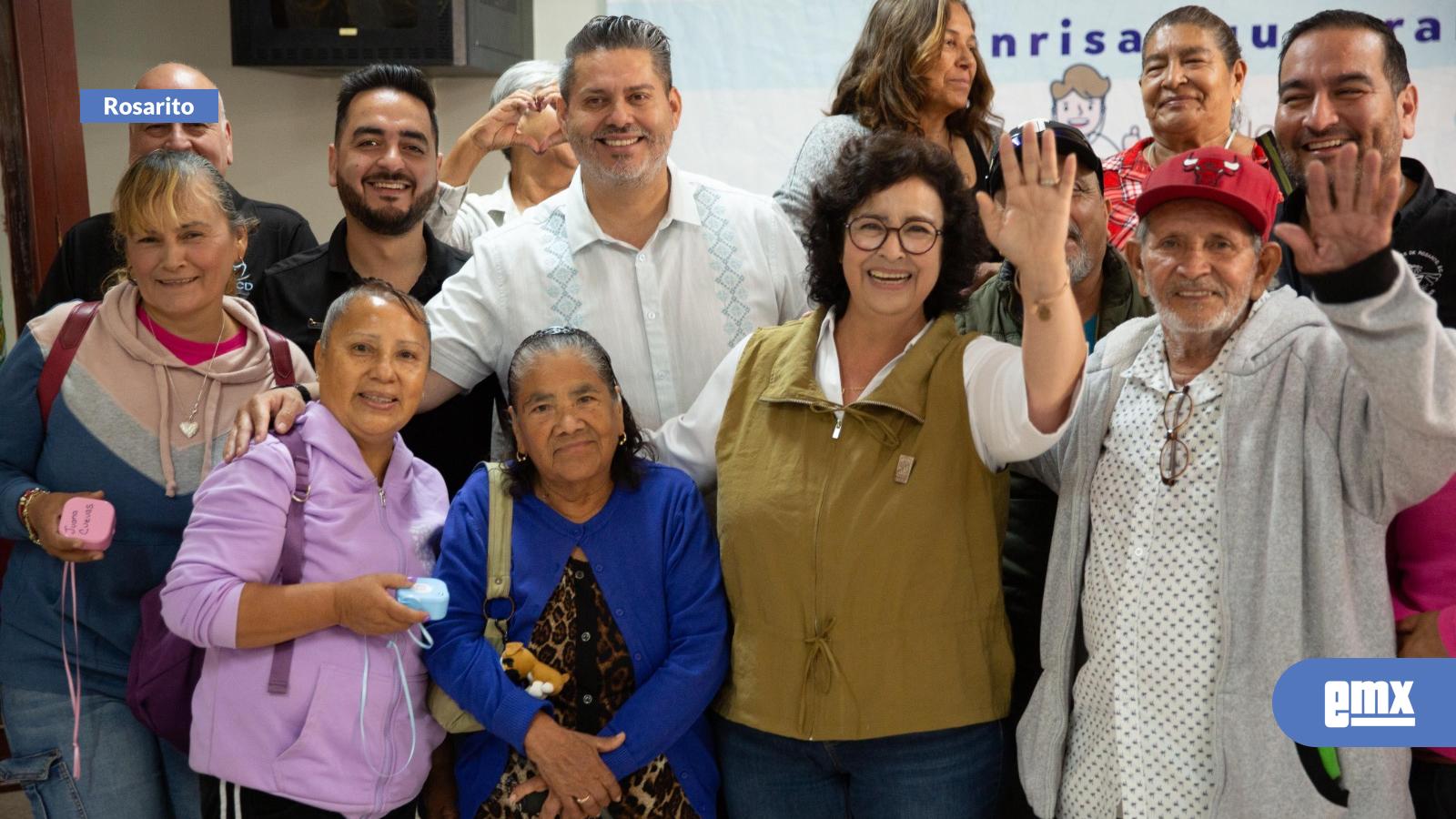 EMX-Rocio-Adame-entrega-placas-dentales-gratuitas-a-personas-de-la-tercera-edad