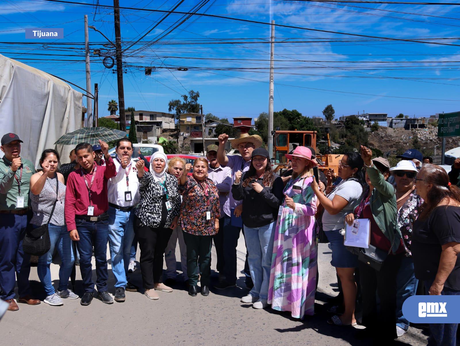 EMX-Arranca-Gobierno-Municipal-de-Tijuana-obra-de-bacheo-y-reencarpetado-en-la-Delegación-Sánchez-Taboada