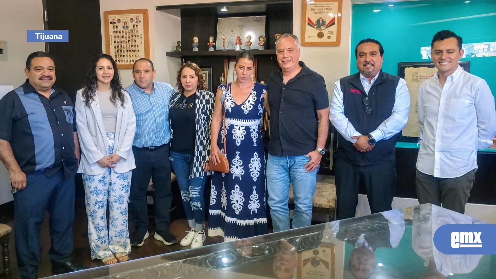 EMX-Visitan-empresarios-del-ramo-de-la-impresión-y-CTM-al-periódico-El-Mexicano