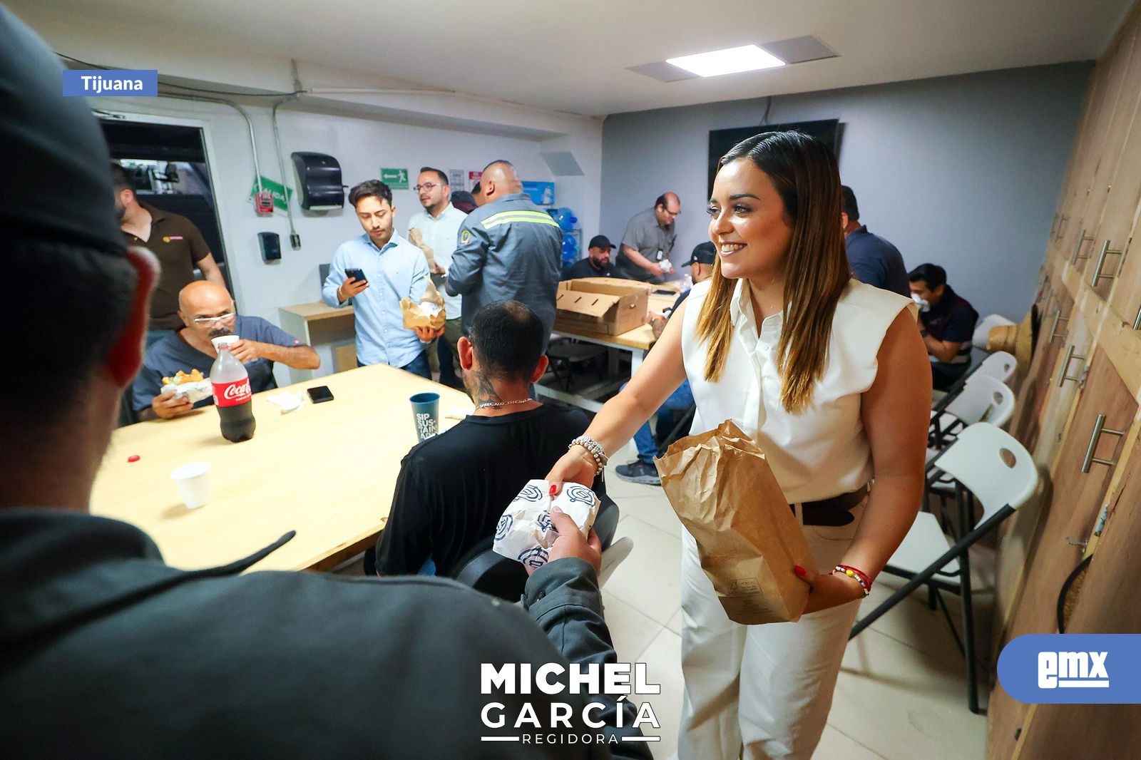 EMX-Reconoce-regidora-Michel-García-labor-de-trabajadores-municipales-en-favor-de-Tijuana