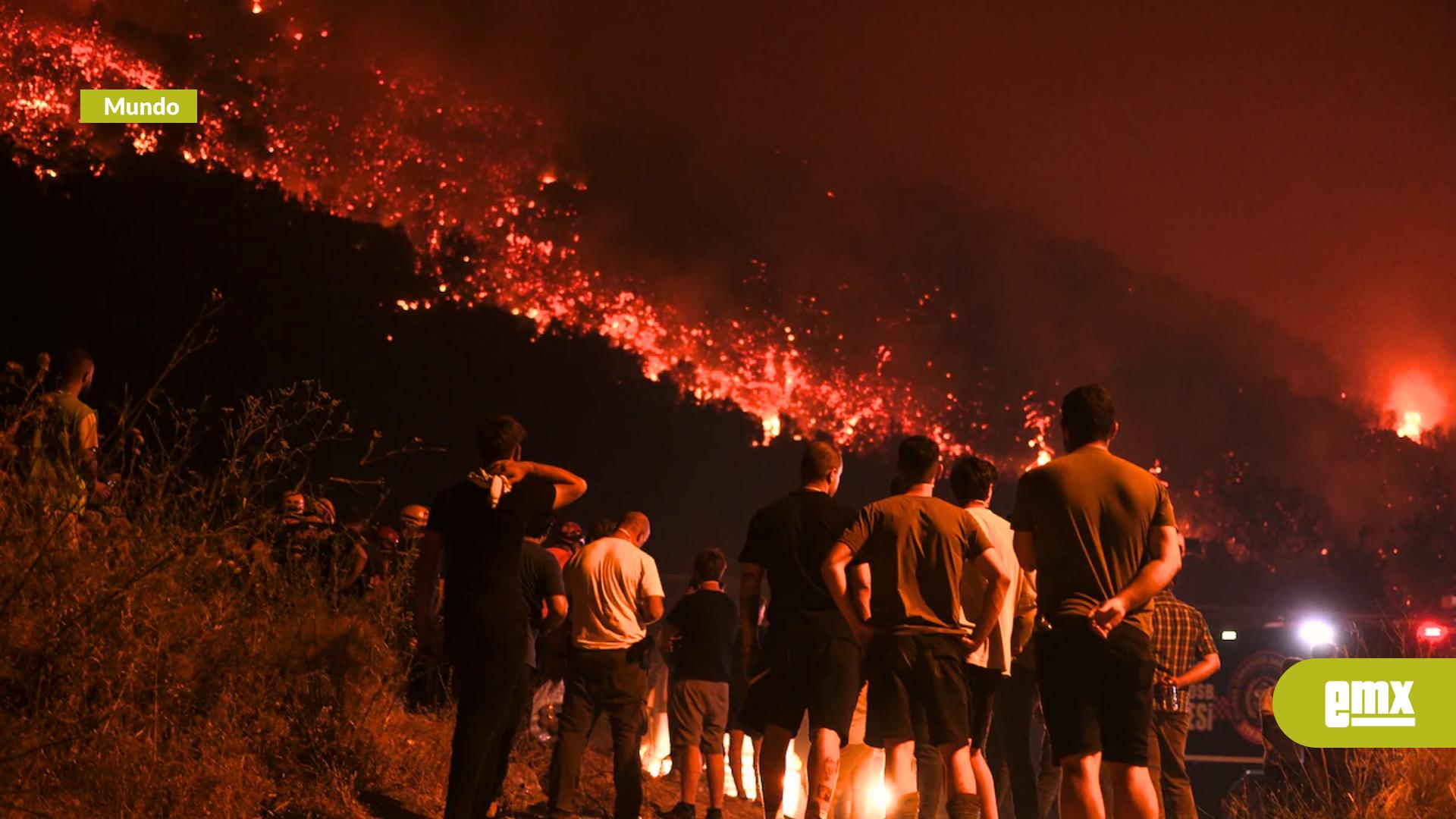 EMX-Incendios-forestales-arrasan-Grecia-en-medio-de-ola-de-calor-extrema