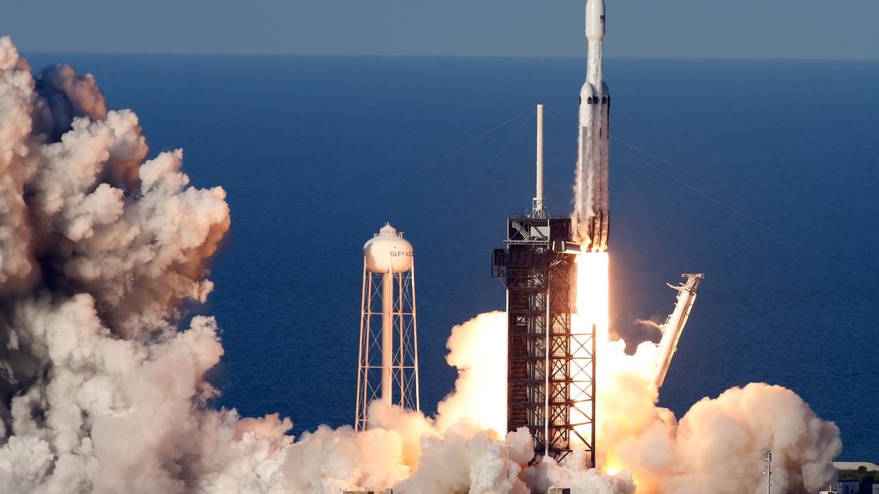 EMX-SpaceX pone en órbita 52 satélites más para su red de internet Starlink