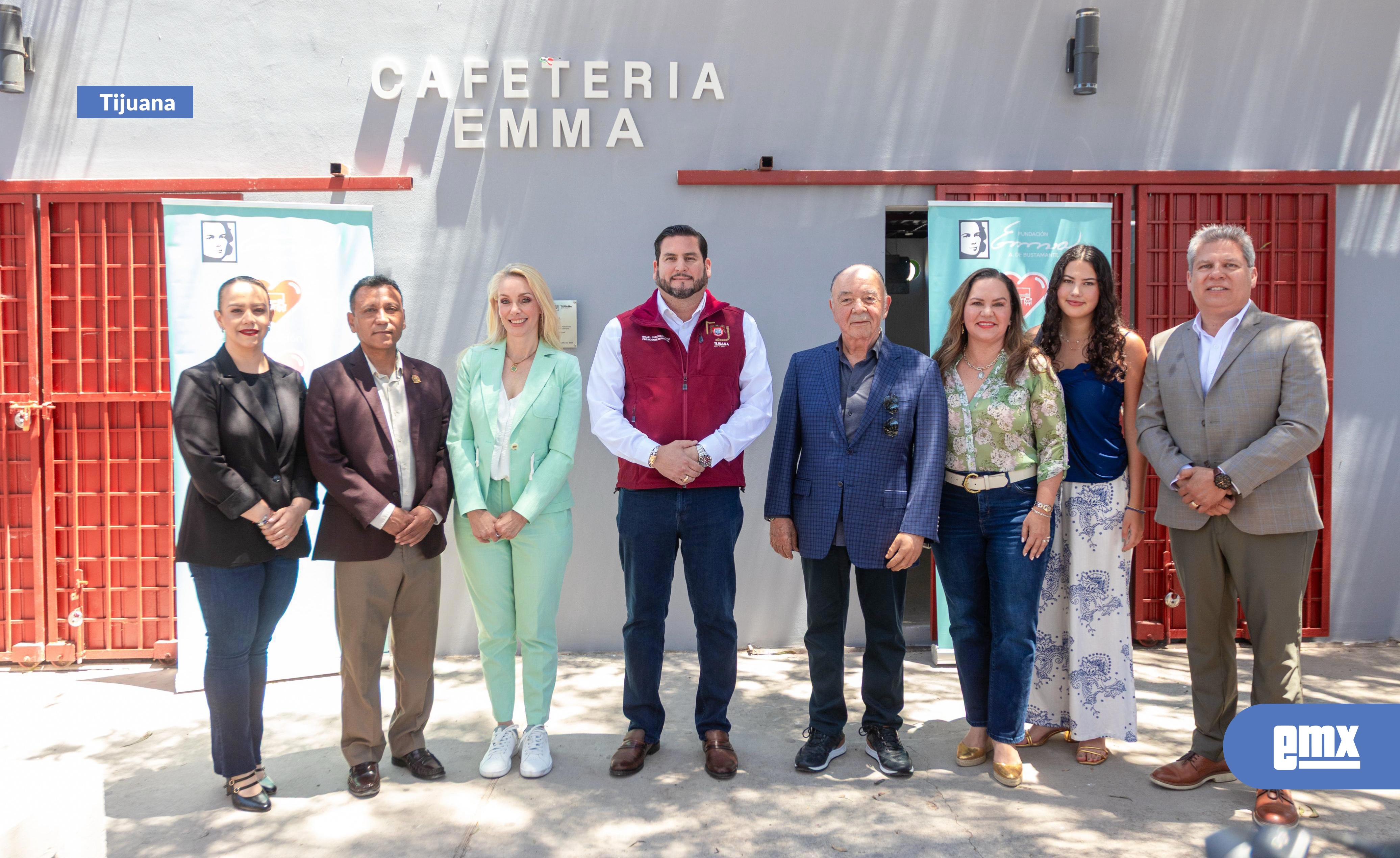 EMX-Constata-Ismael-Burgueño-obras-de-rehabilitación-en-la-Escuela-Secundaria-Municipal-Adolfo-López-Mateos