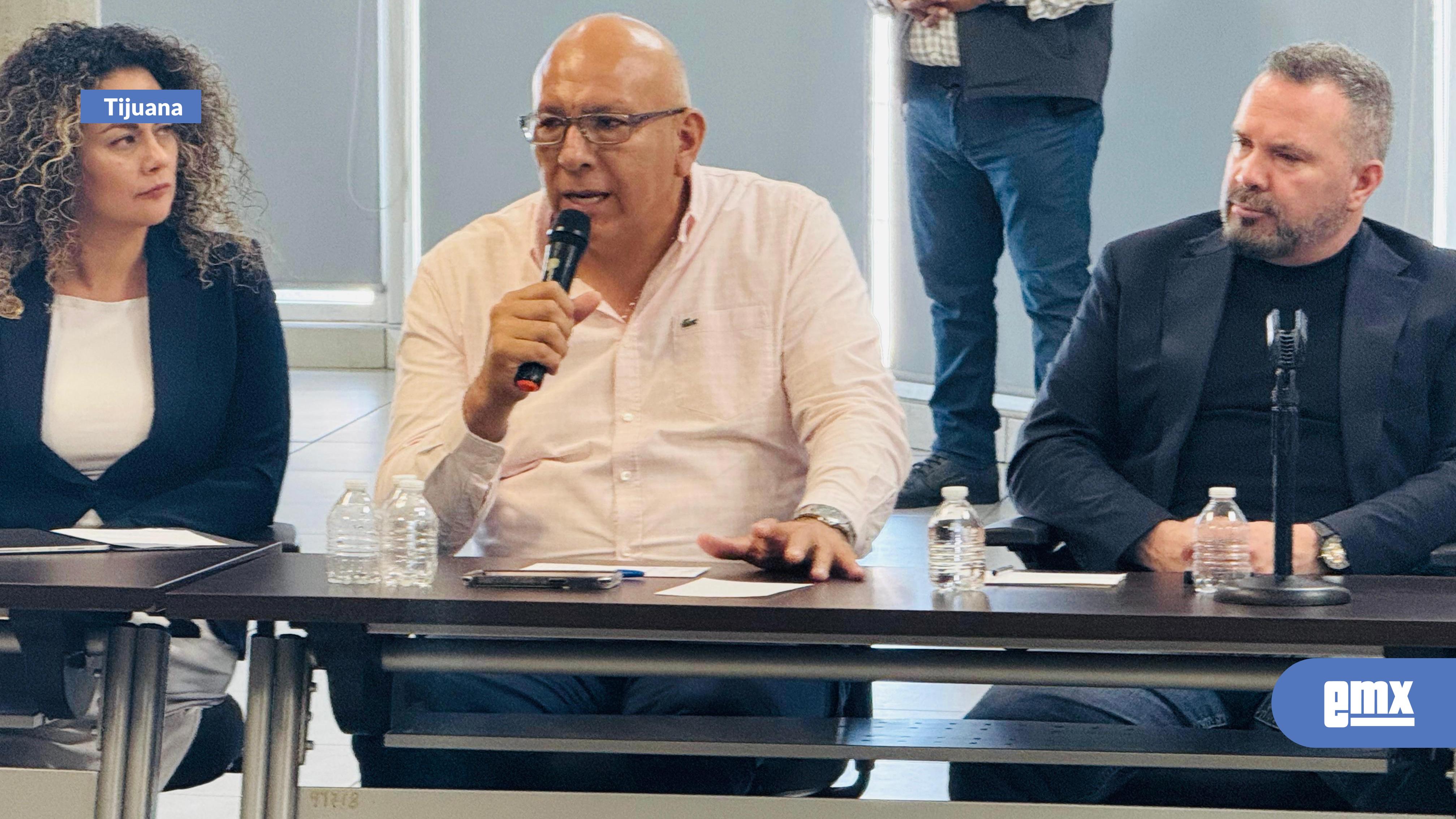 EMX-Impulsa-regidor-Ranier-Falcón-trabajo-entre-Secretaría-de-Seguridad-y-sector-transportista
