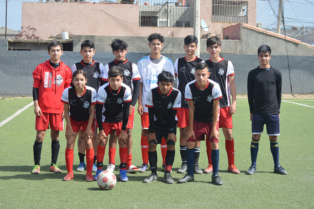 EMX-Cadetes Kinessia superó fácil a Cuervos