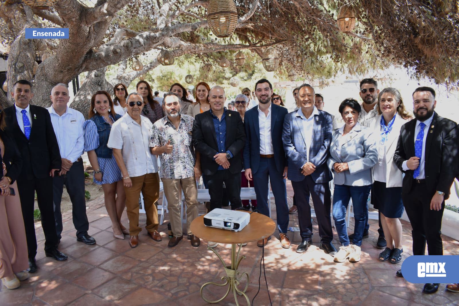 EMX-DISCUTEN-AGENTES-INMOBILIARIOS-CON-CANTÓN-INICIATIVA-PARA-TOPAR-RENTAS